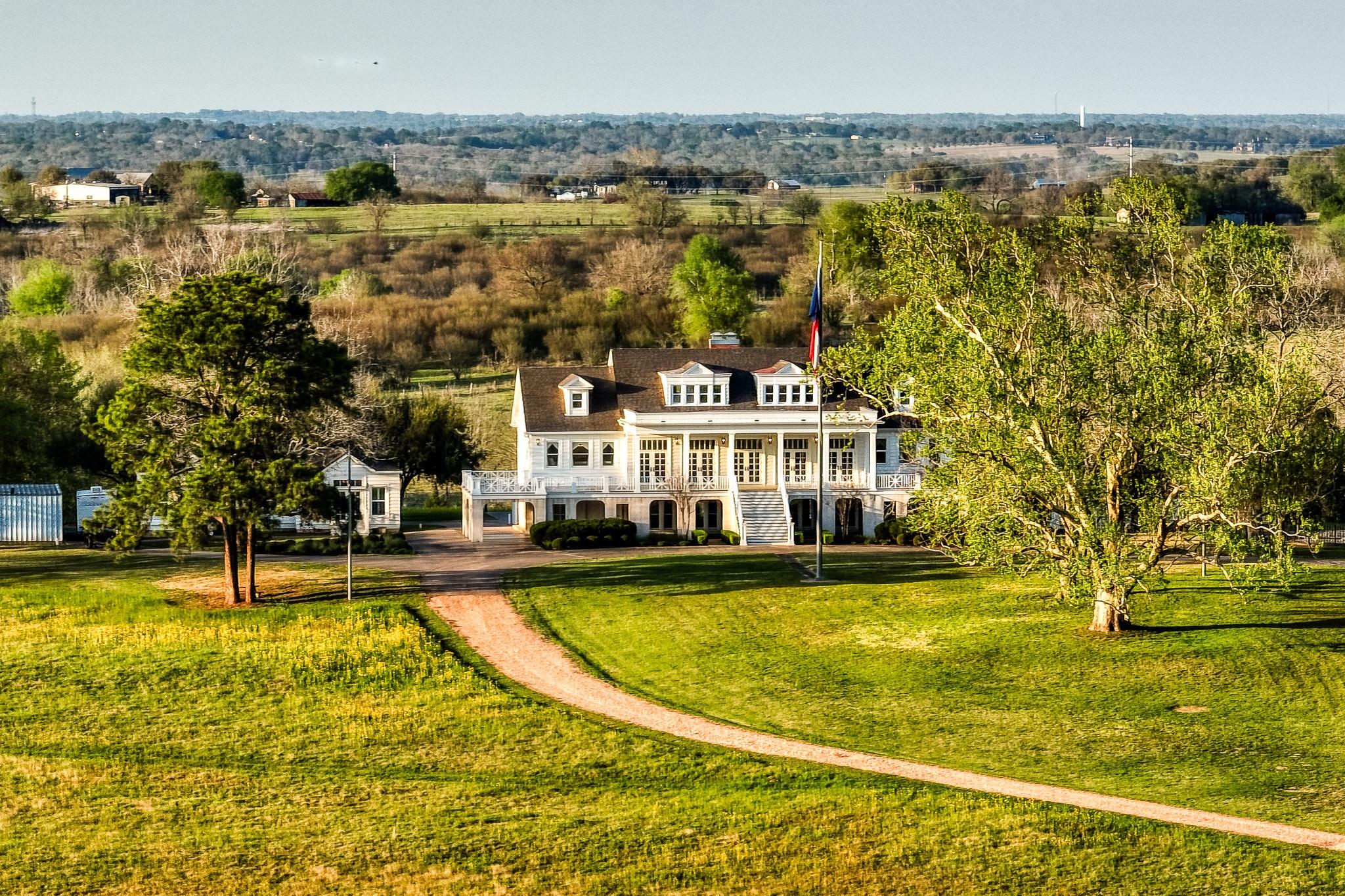 3401 US Highway 290 Highway E, Brenham, TX 77833