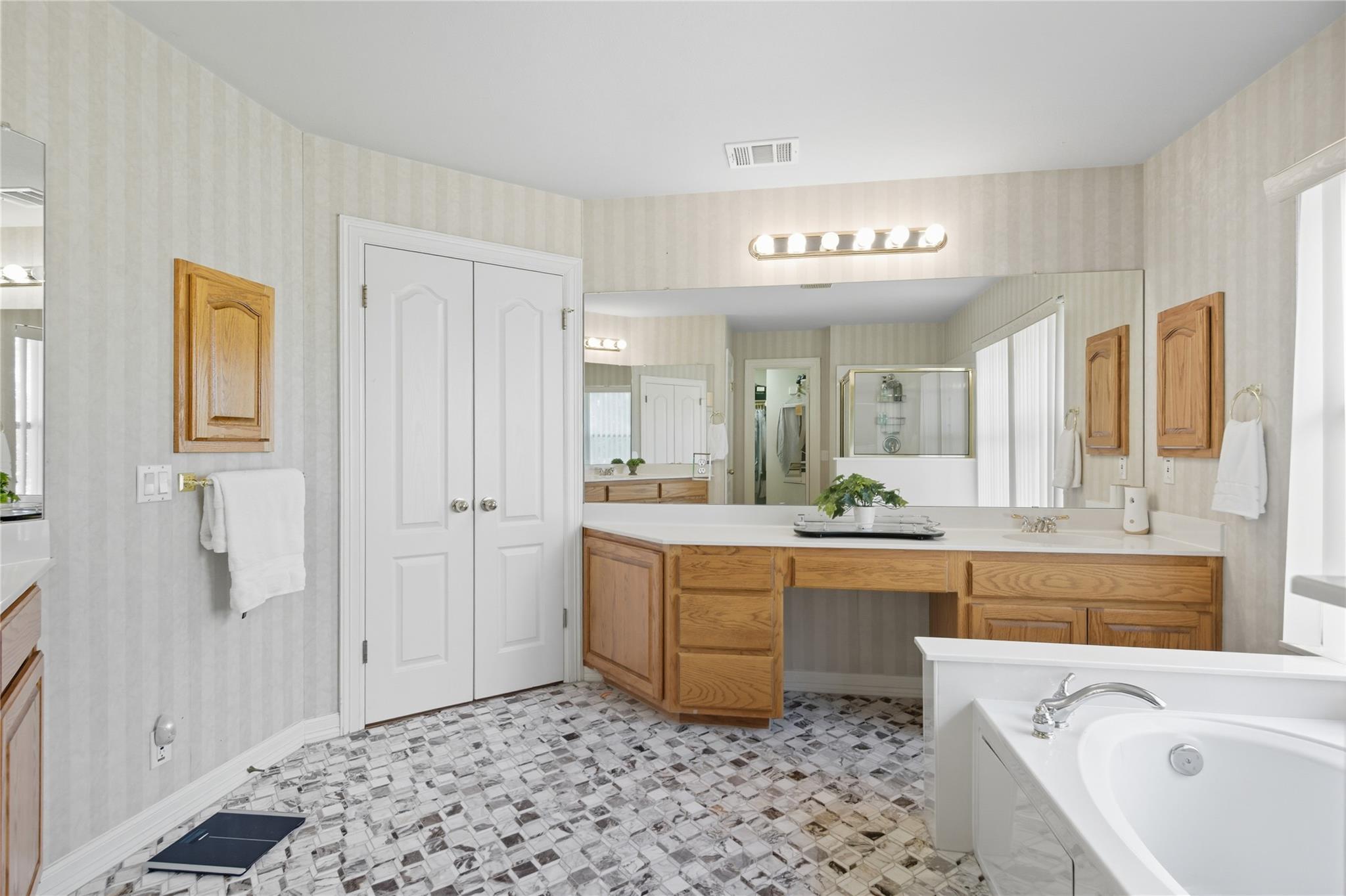 10608 PORTRUSH Ct, Austin, TX 78747