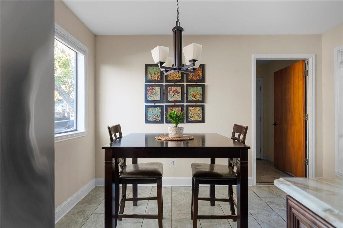 737 Summerwood Dr, New Braunfels, TX 78130