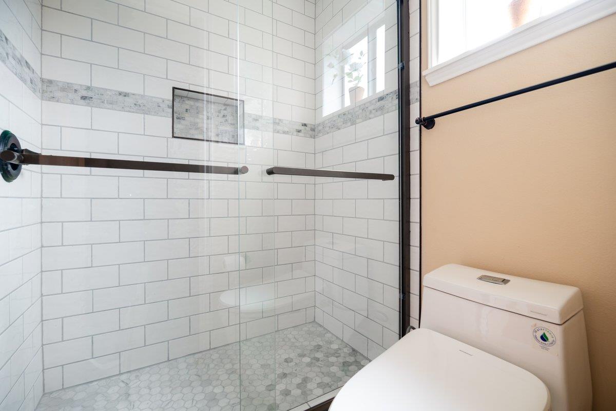 737 Summerwood Dr, New Braunfels, TX 78130