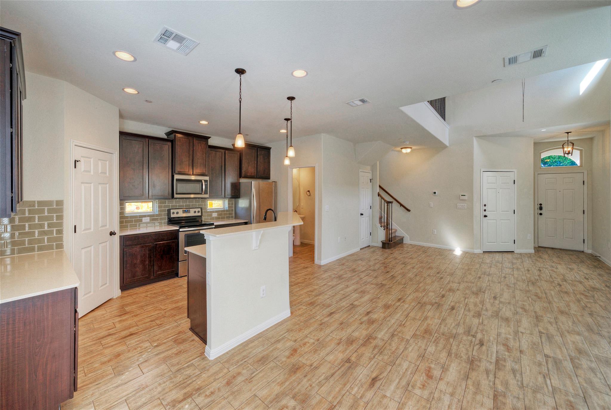 3240 E Whitestone Blvd # 47, Cedar Park, TX 78613