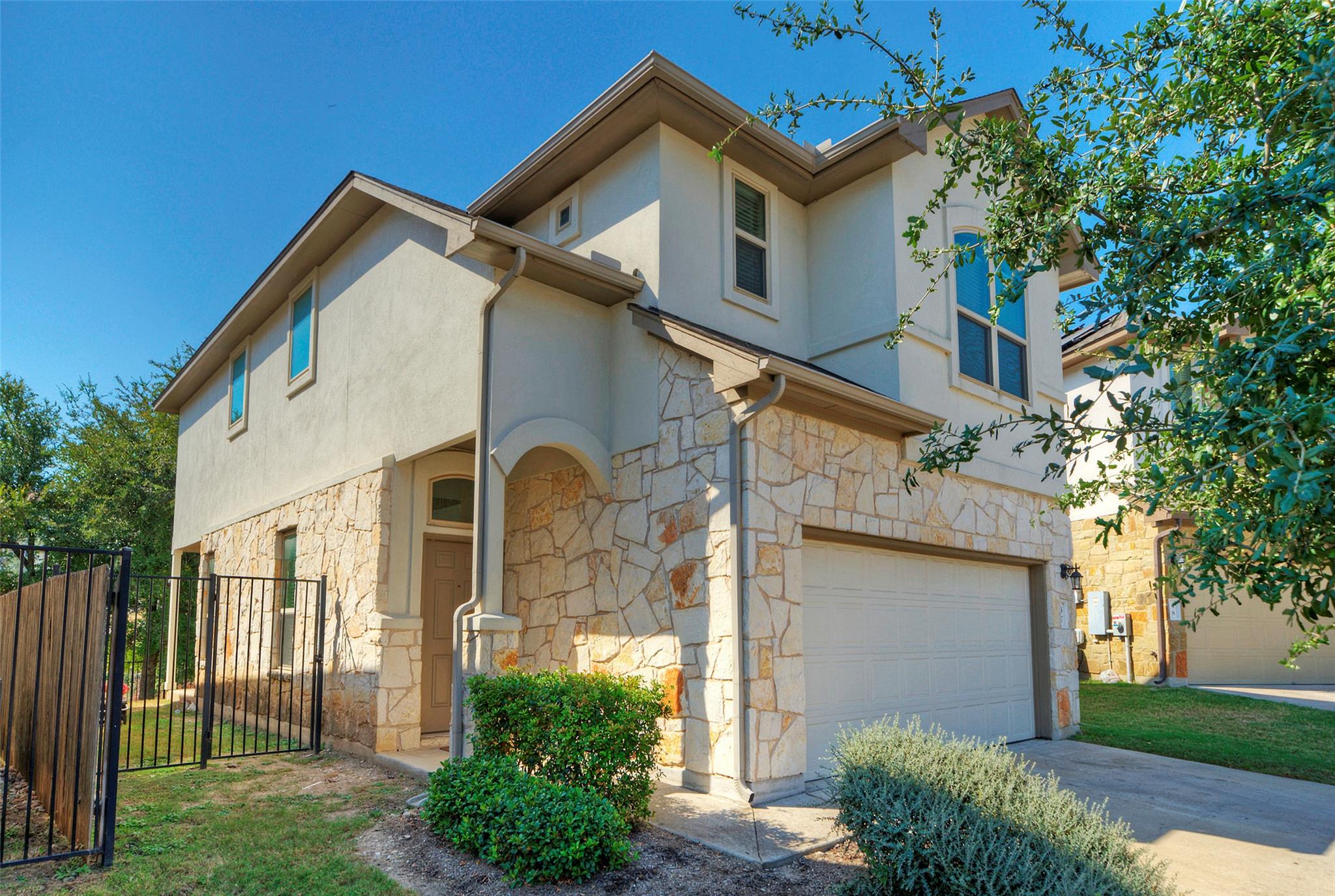 3240 E Whitestone Blvd # 47, Cedar Park, TX 78613
