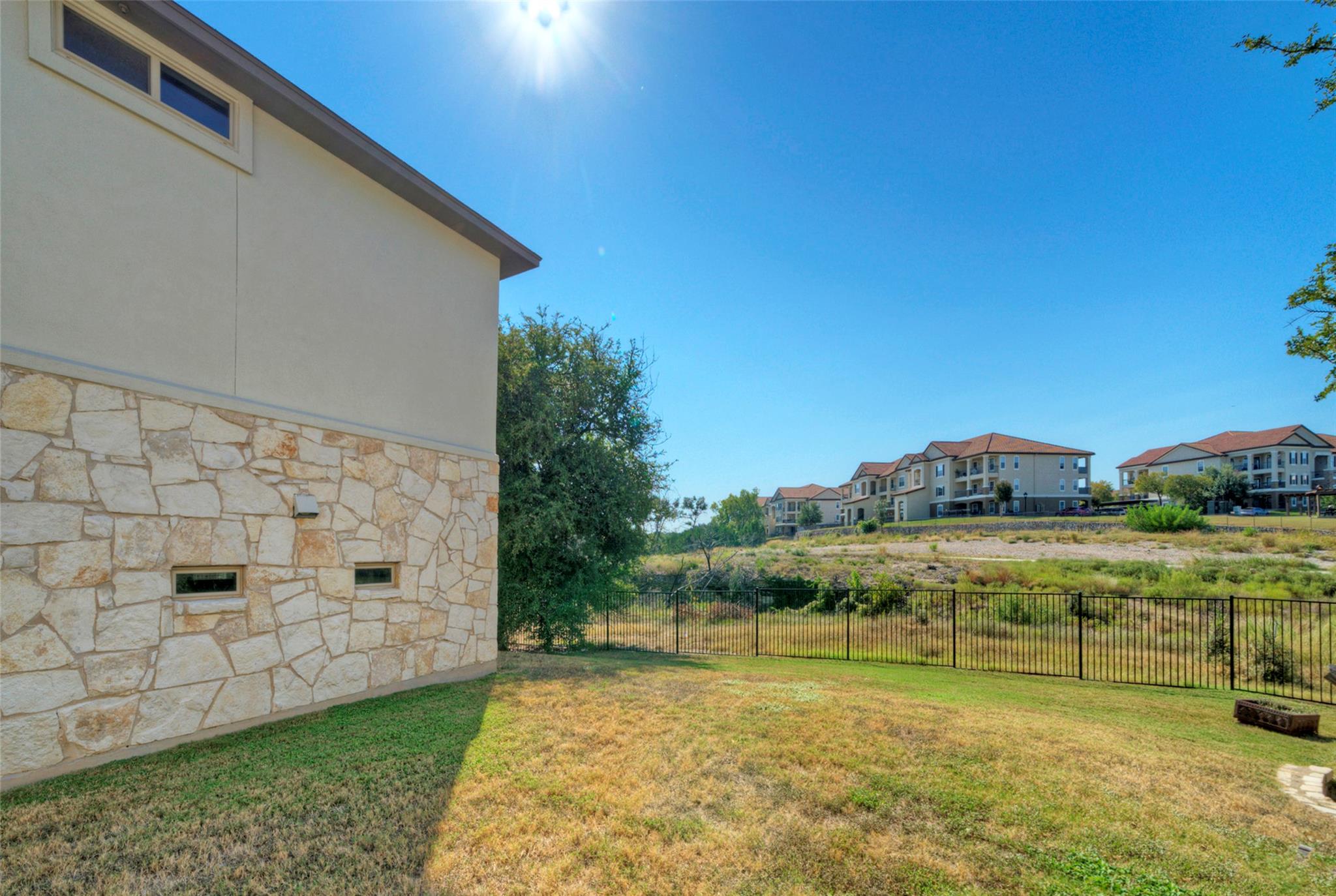 3240 E Whitestone Blvd # 47, Cedar Park, TX 78613