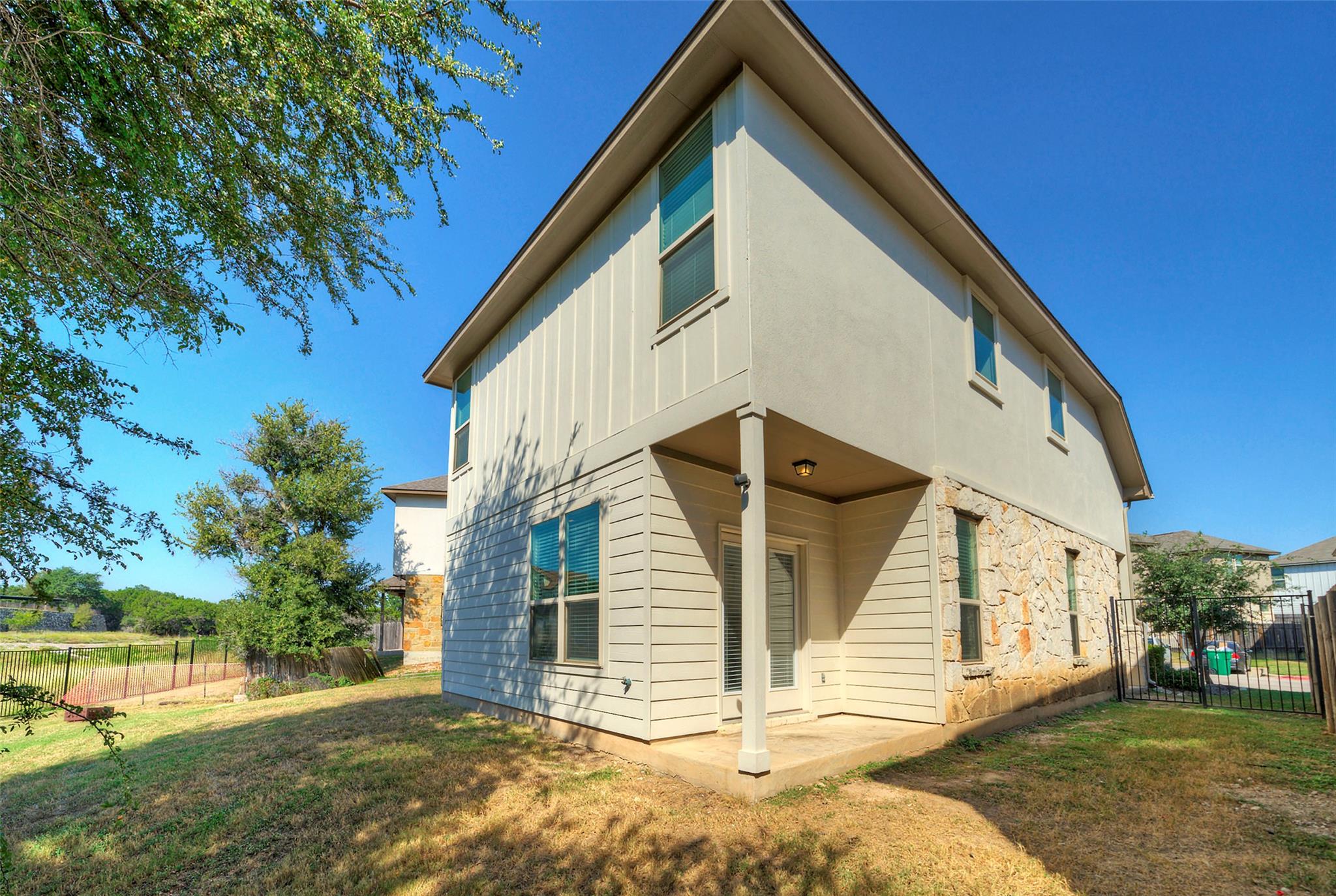 3240 E Whitestone Blvd # 47, Cedar Park, TX 78613