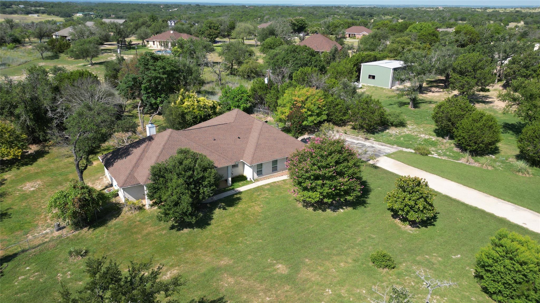 602 Antelope Ln, Lampasas, TX 76550