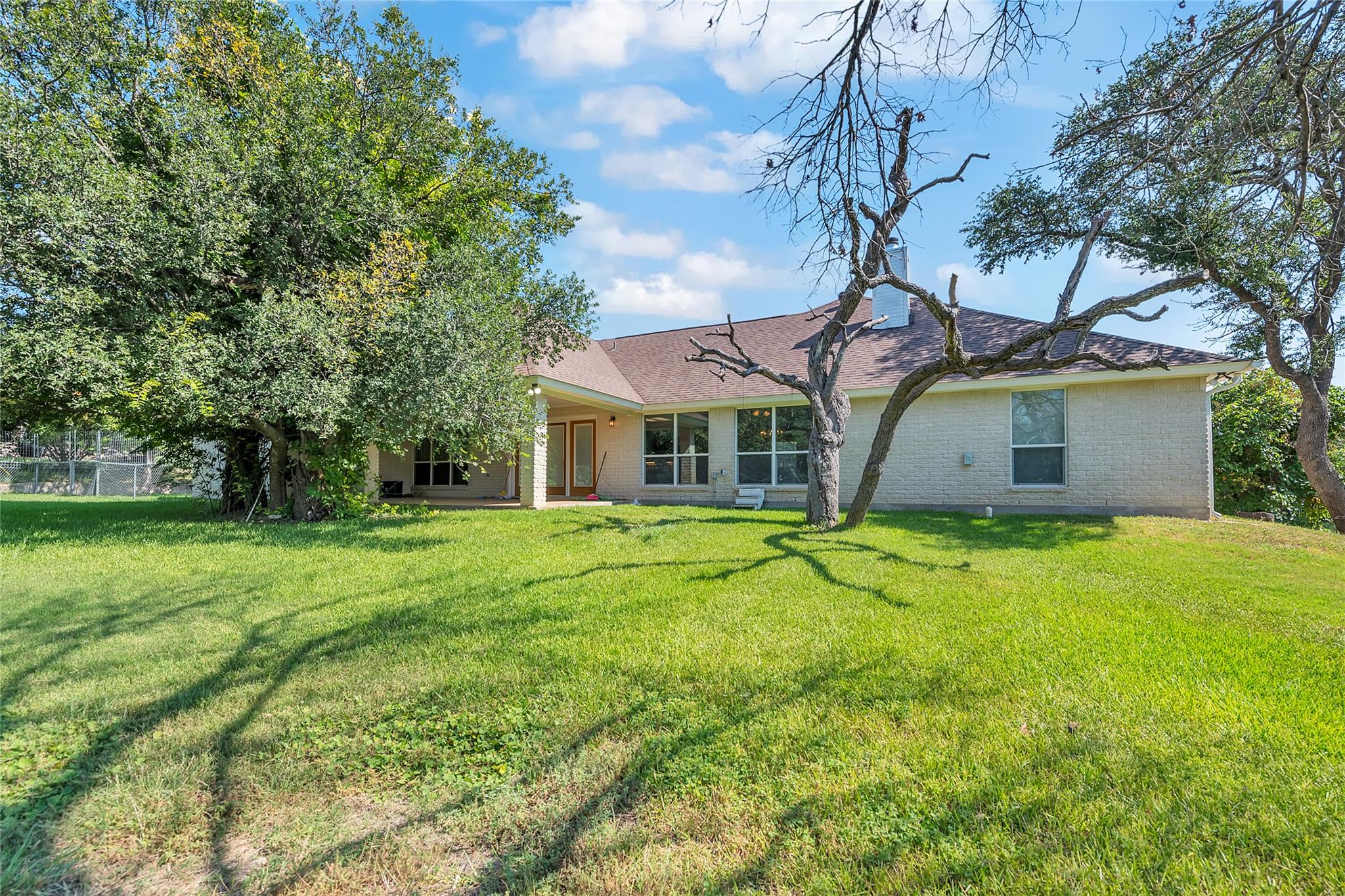 602 Antelope Ln, Lampasas, TX 76550