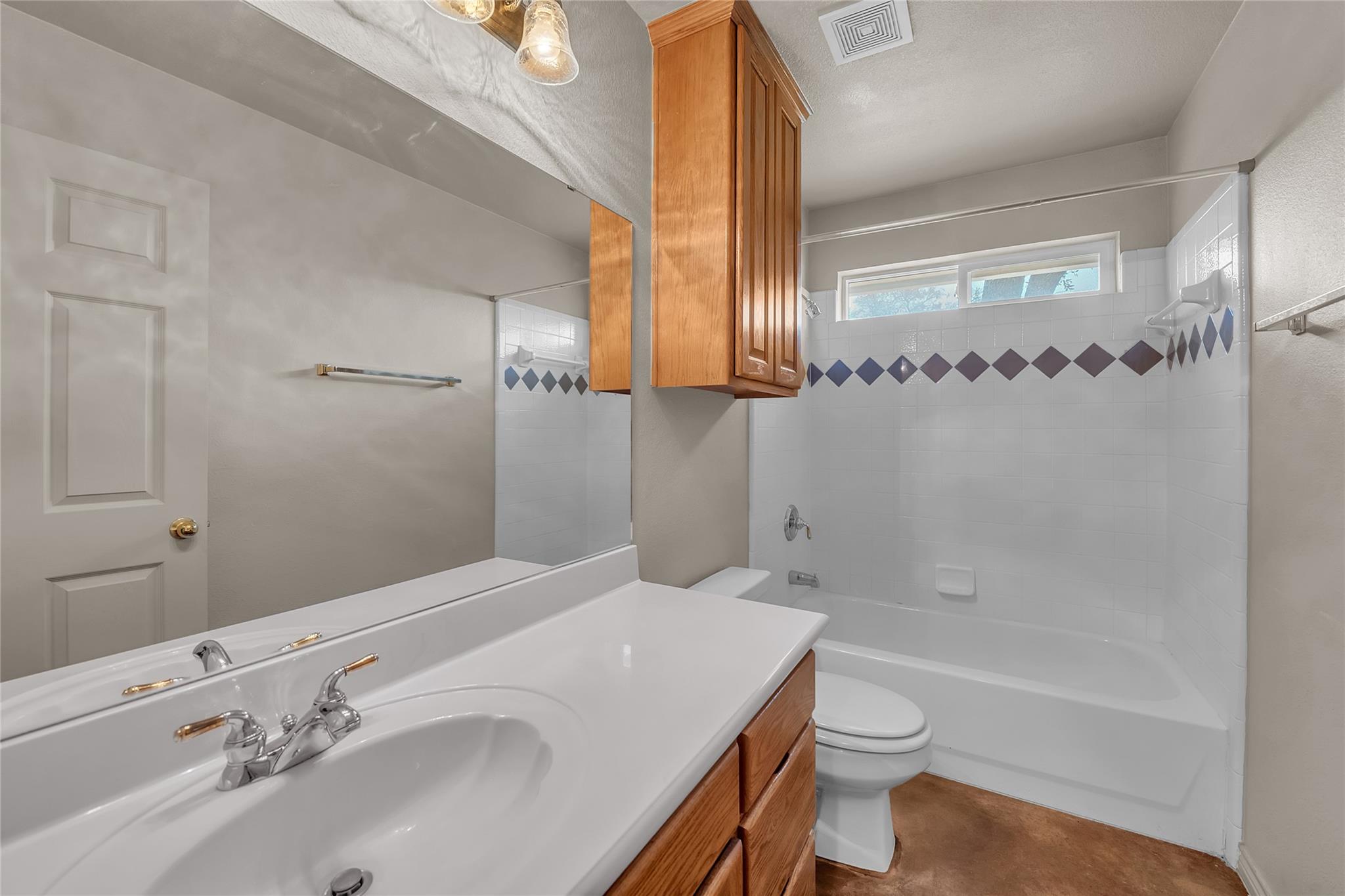 602 Antelope Ln, Lampasas, TX 76550