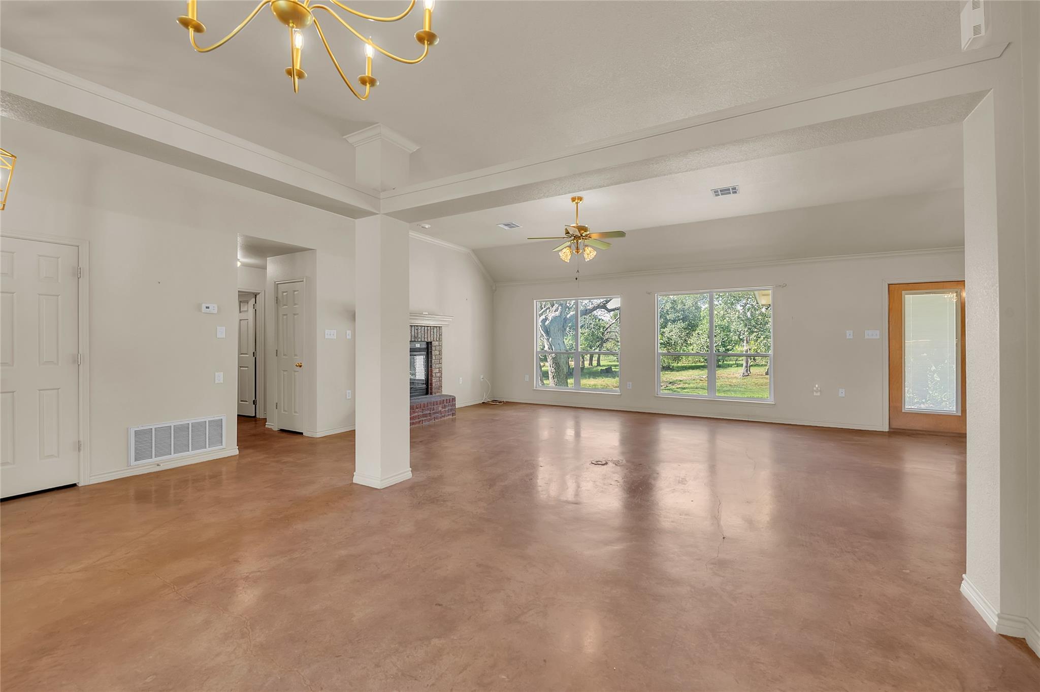 602 Antelope Ln, Lampasas, TX 76550