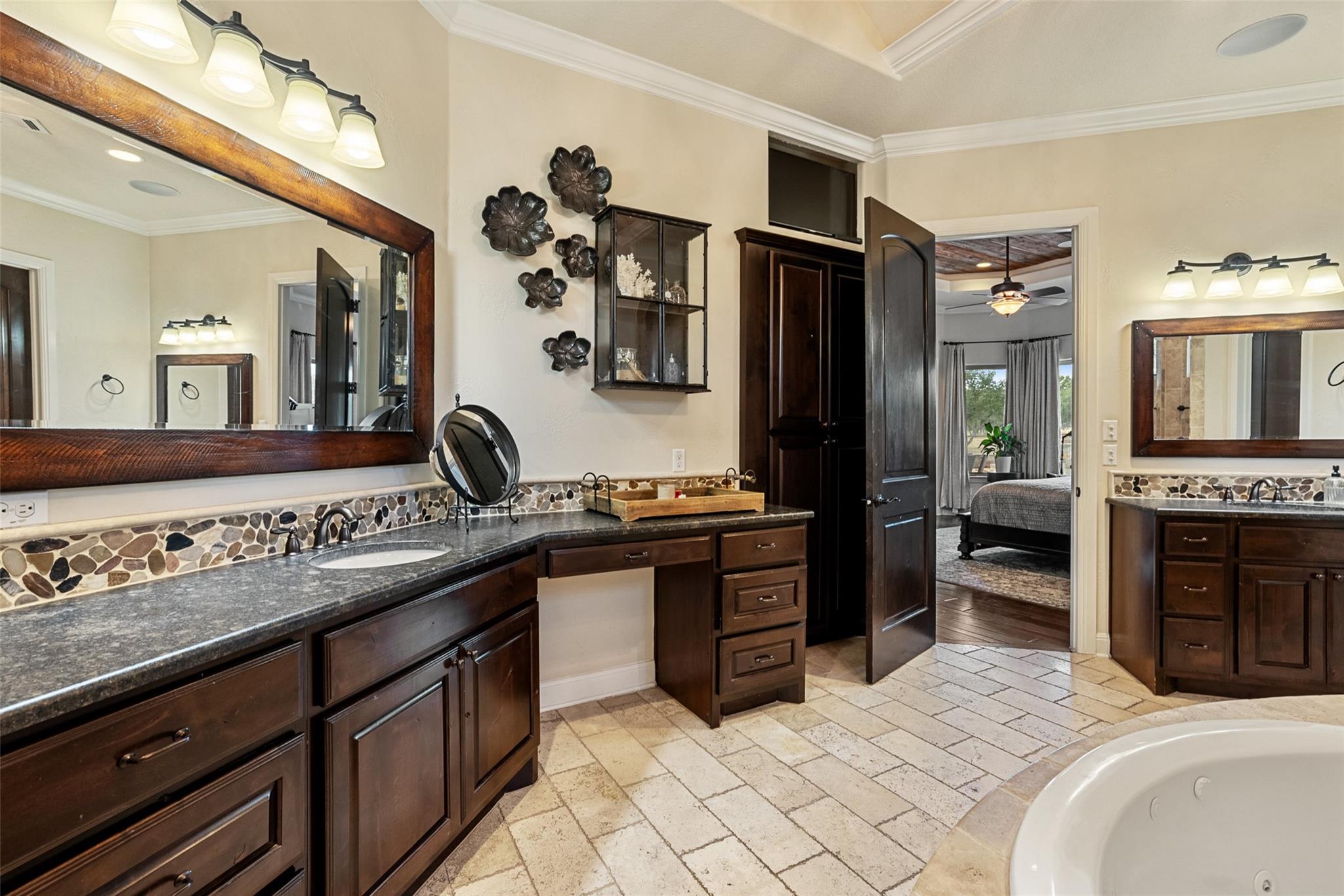 2700 County Road 282 Rd, Leander, TX 78641