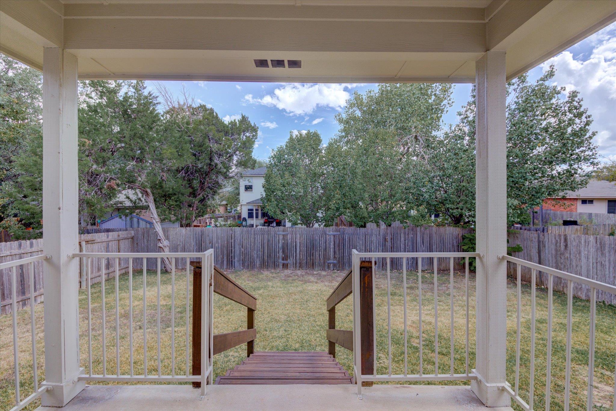 2702 Greenlee Dr, Leander, TX 78641