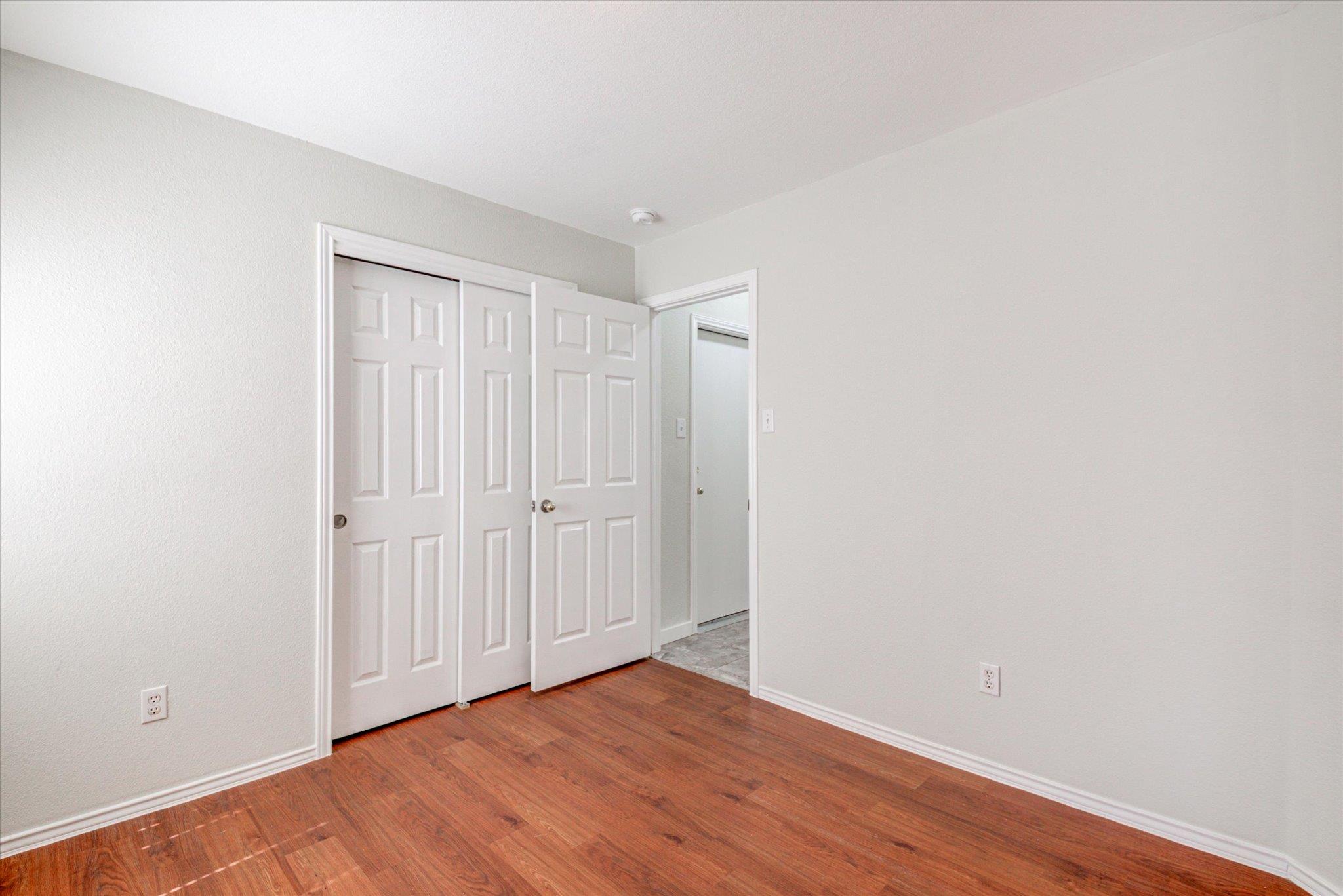 2702 Greenlee Dr, Leander, TX 78641