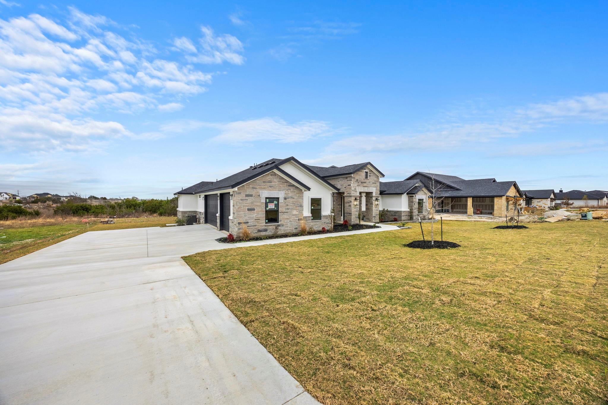 1126 Northcross Dr, Salado, TX 76571