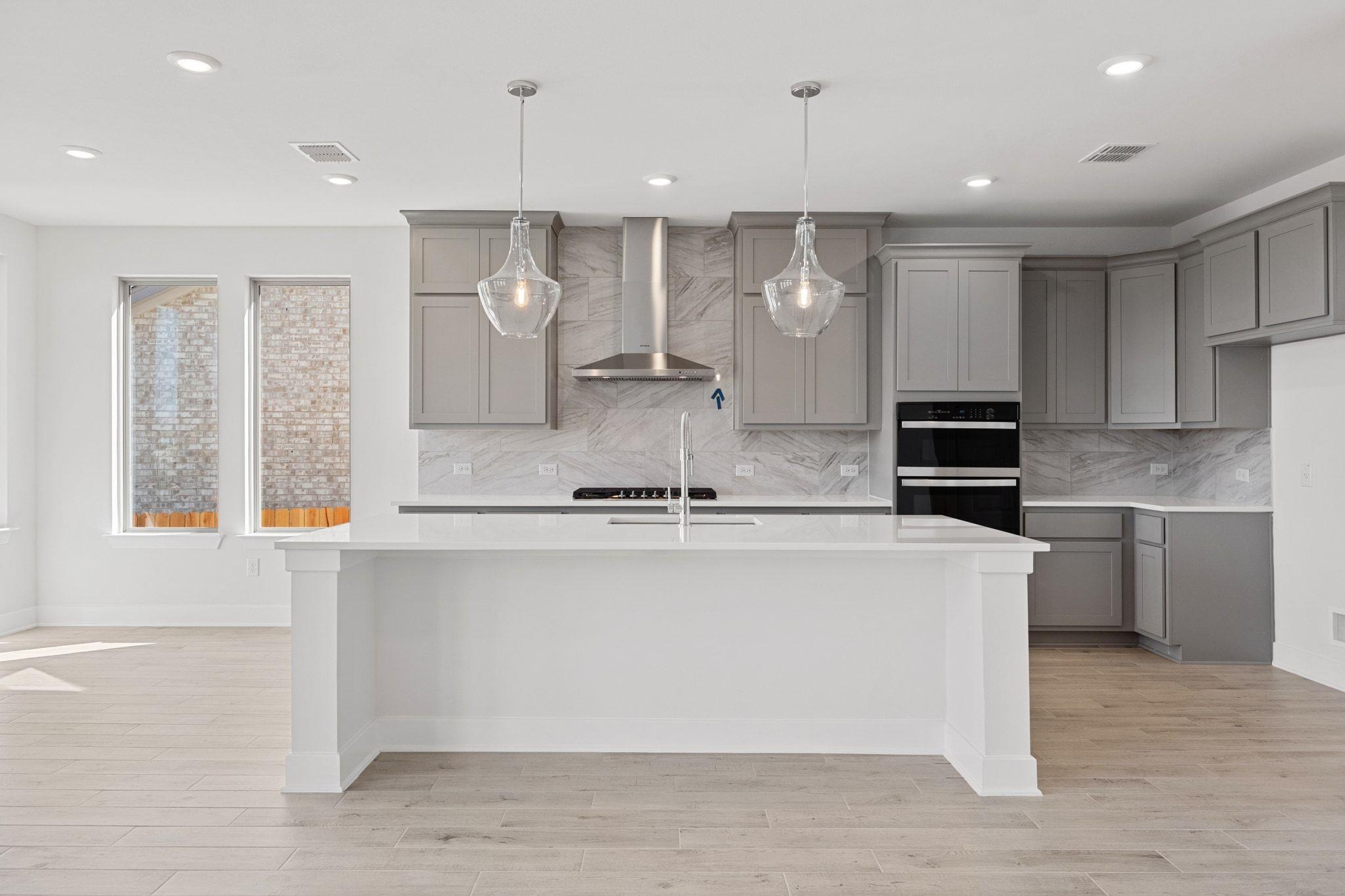 817 Rock Daisy Trl, Hutto, TX 78634