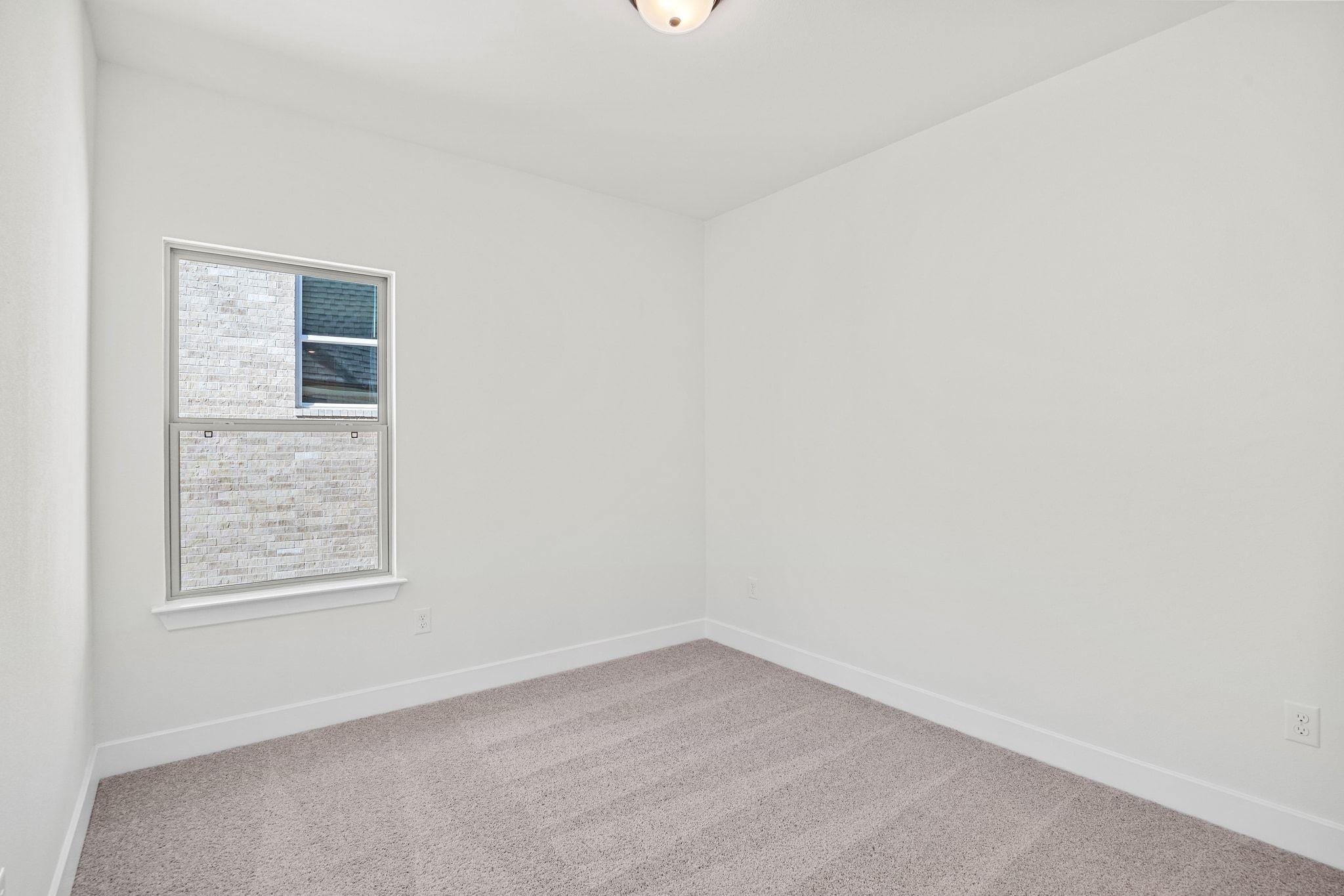 817 Rock Daisy Trl, Hutto, TX 78634