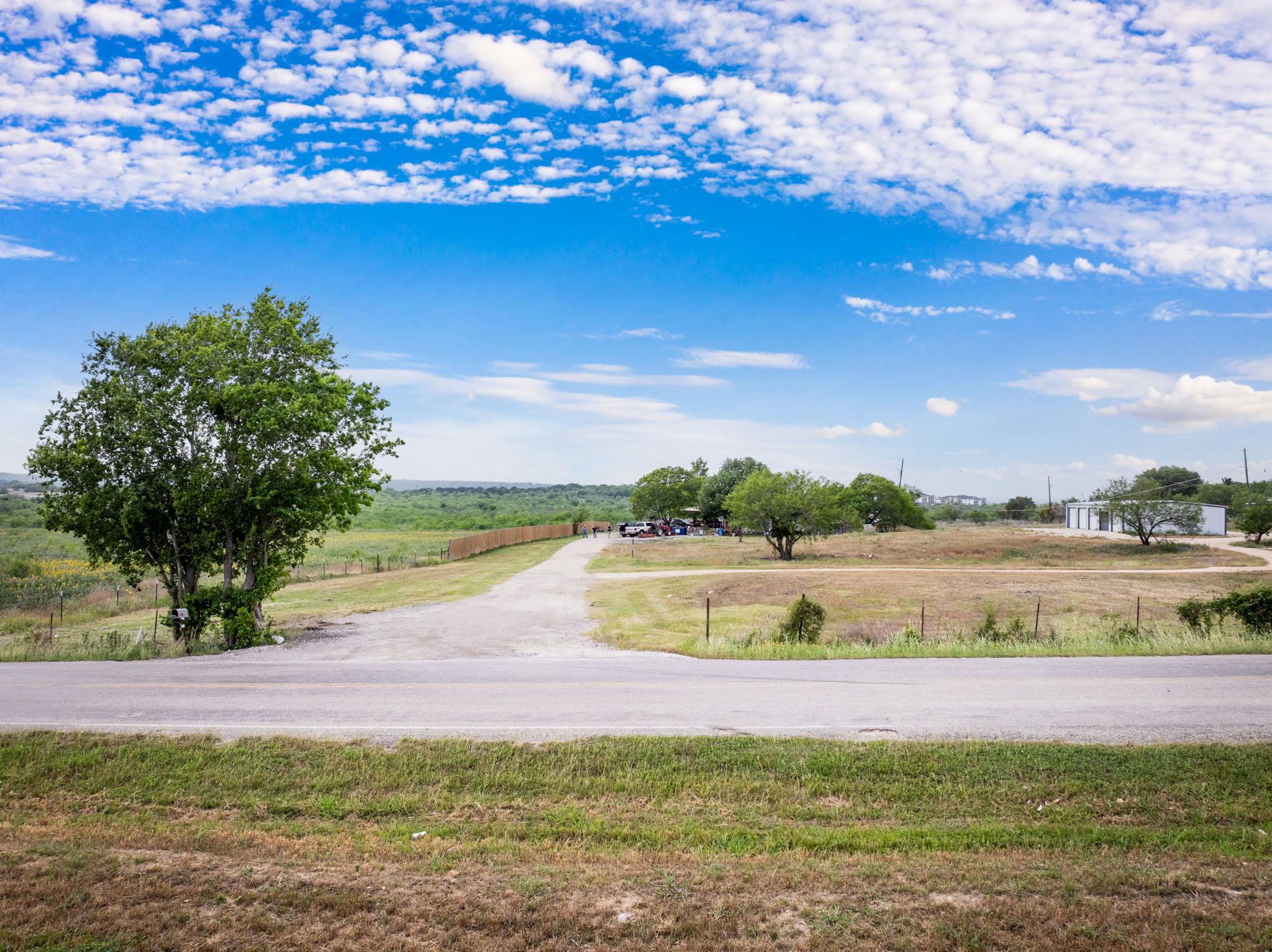 2811 Harris Hill Rd, San Marcos, TX 78666