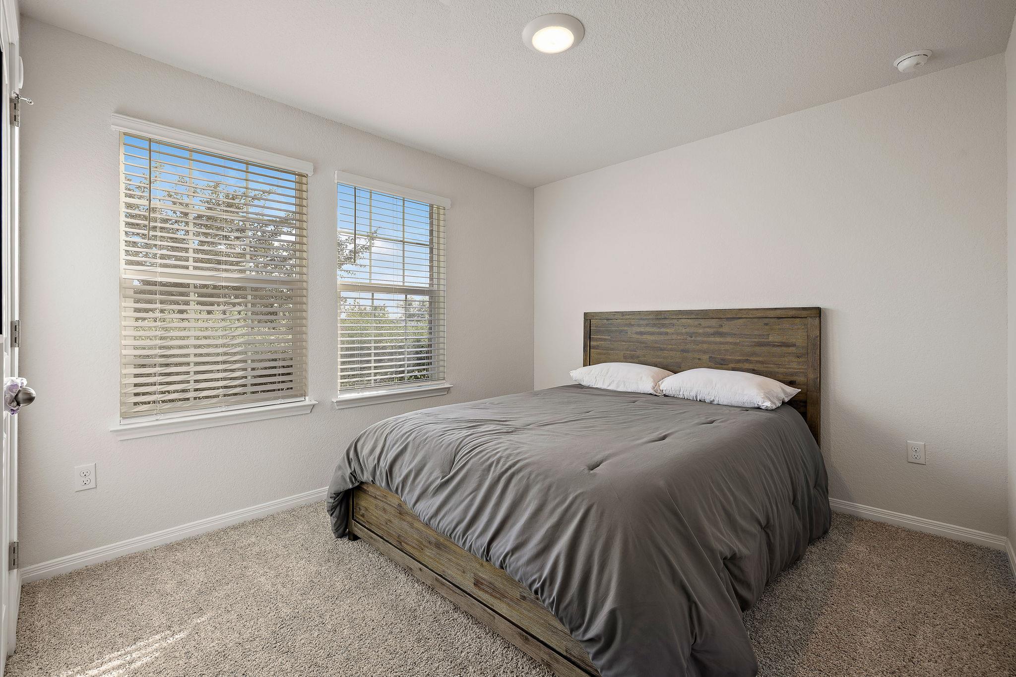 460 Colovista Pkwy, Bastrop, TX 78602