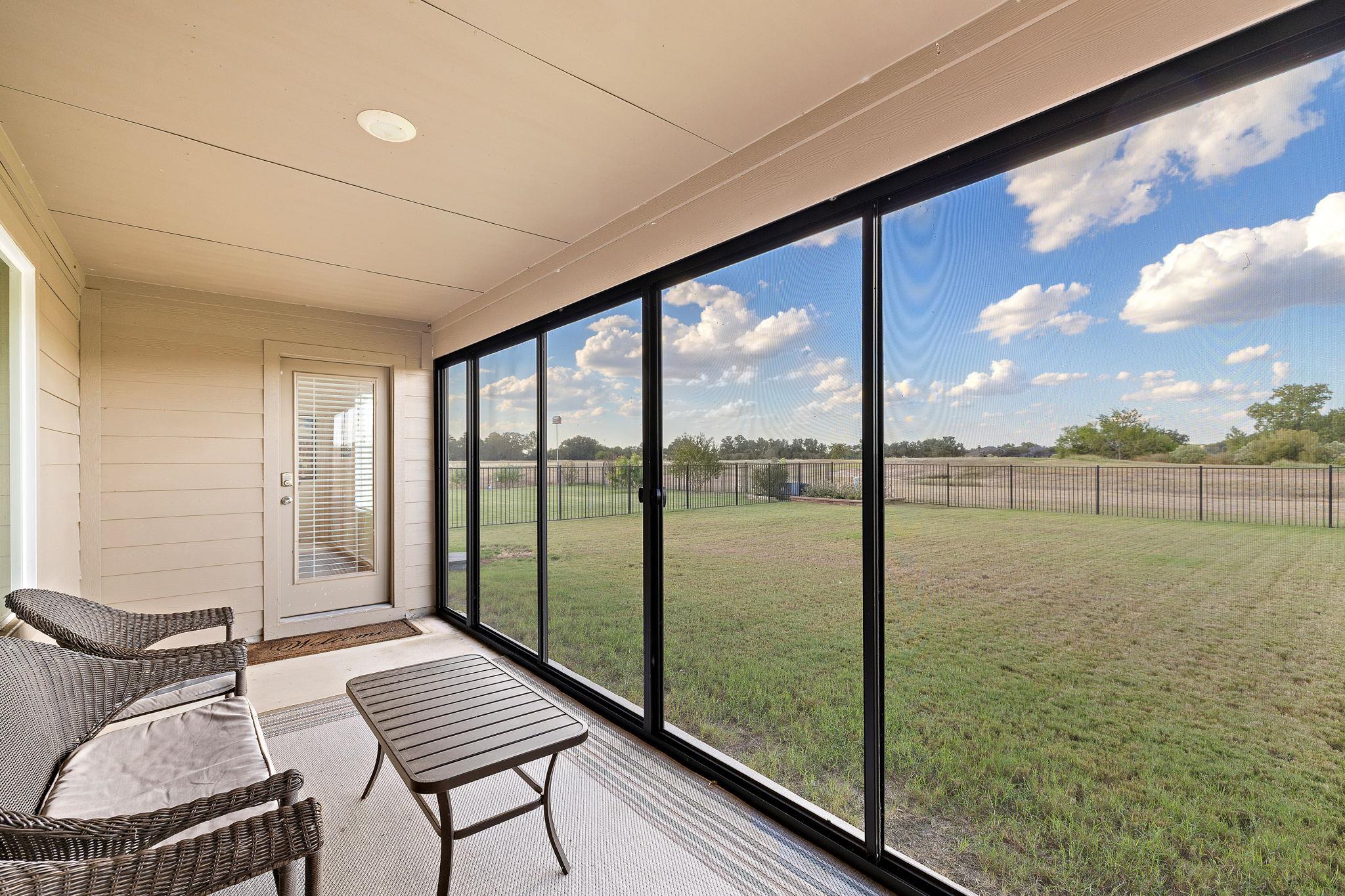 460 Colovista Pkwy, Bastrop, TX 78602