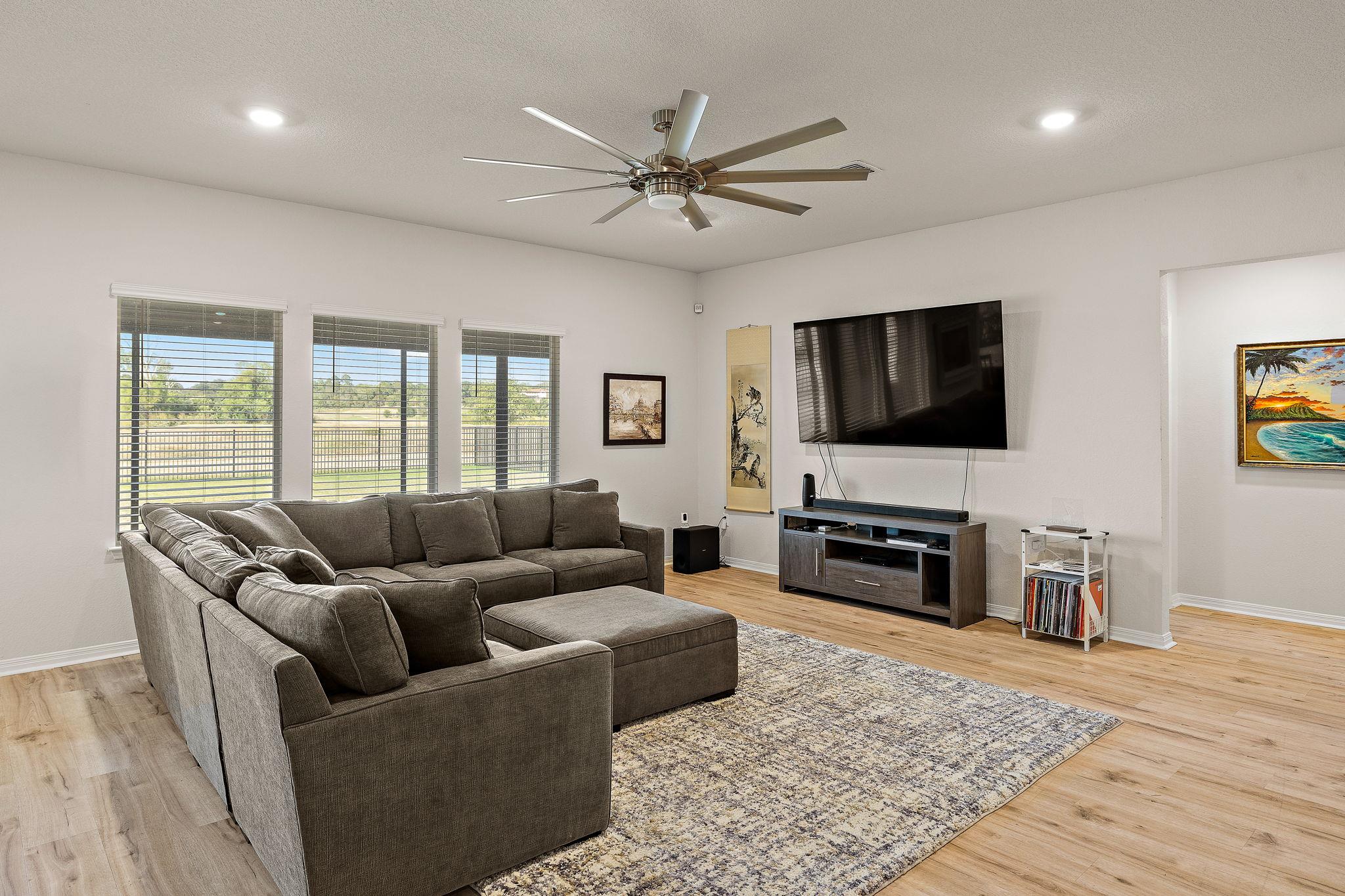 460 Colovista Pkwy, Bastrop, TX 78602