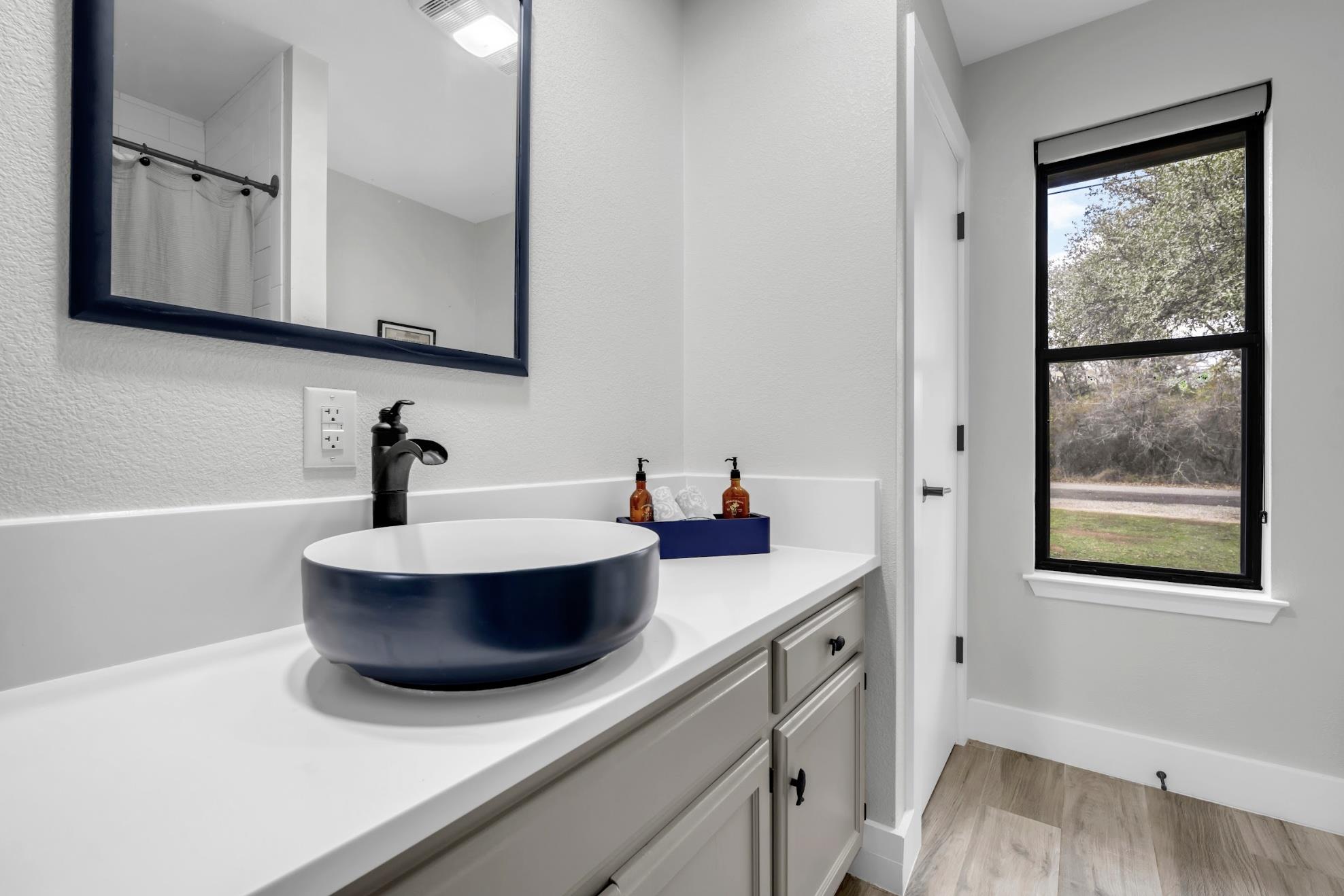 112 County Road 139B, Burnet, TX 78611