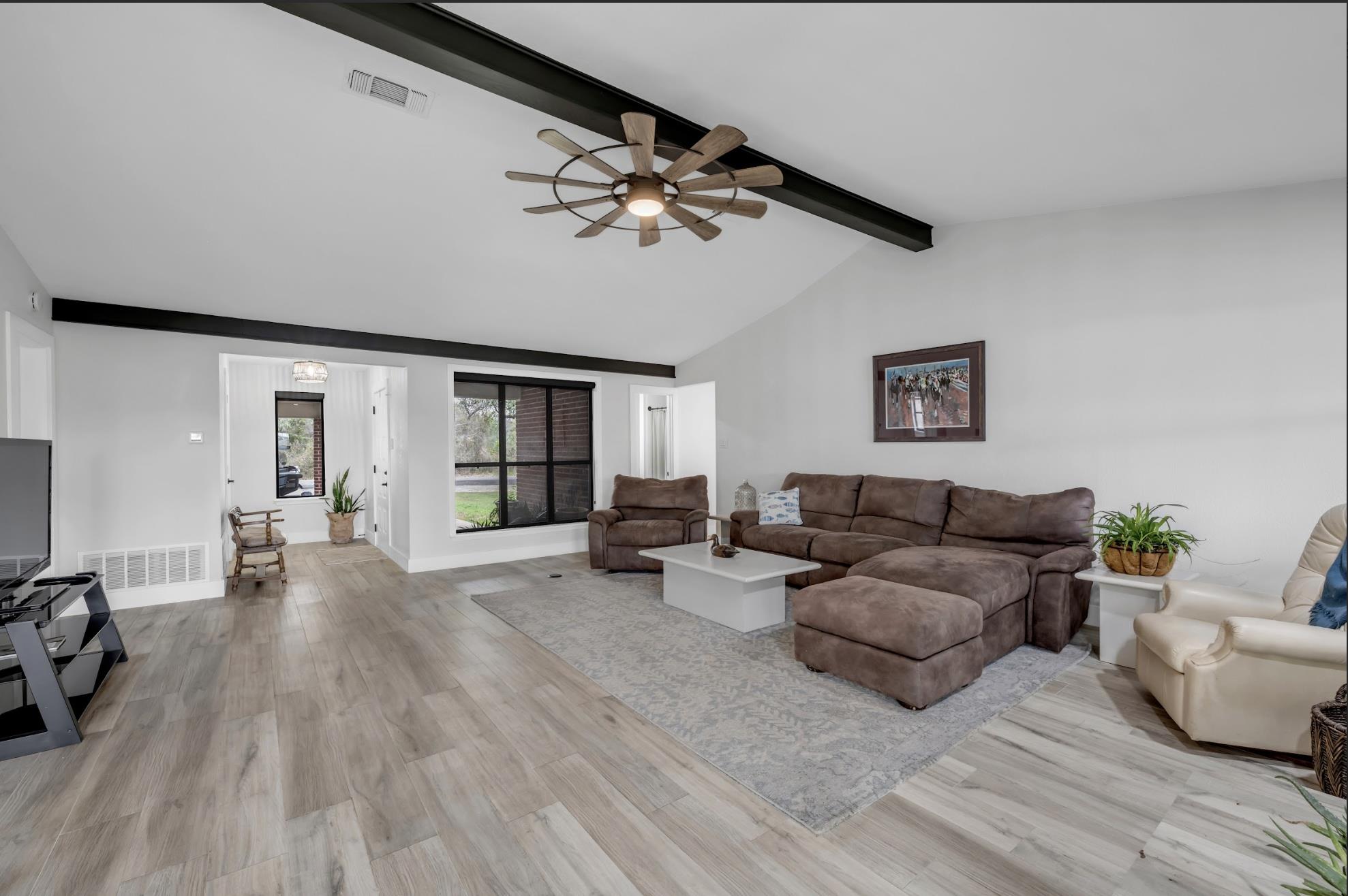 112 County Road 139B, Burnet, TX 78611