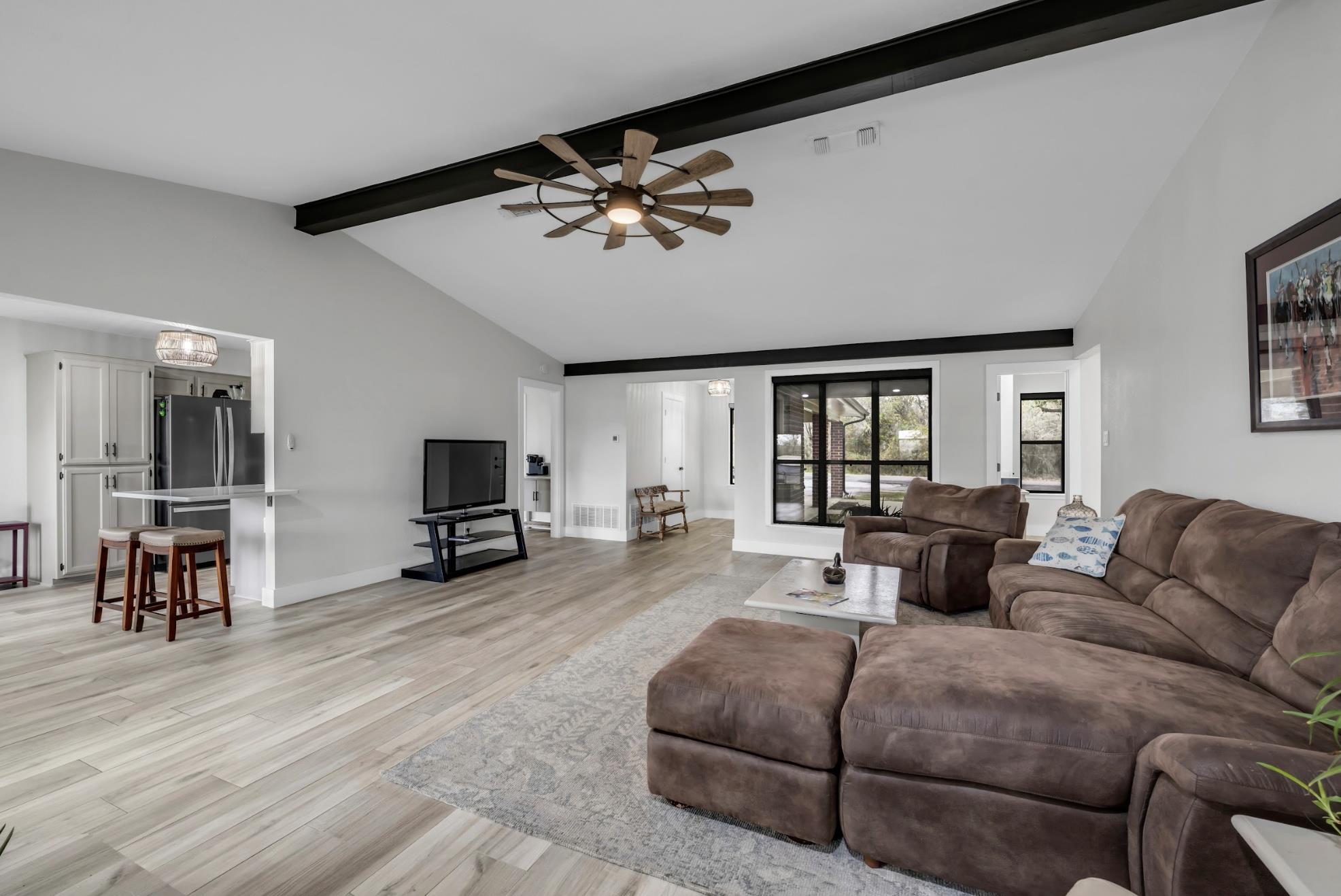 112 County Road 139B, Burnet, TX 78611