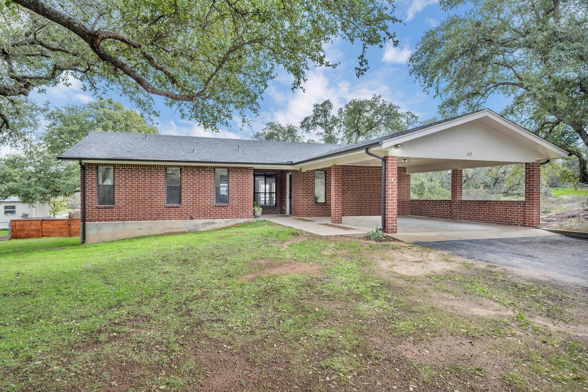 112 County Road 139B, Burnet, TX 78611