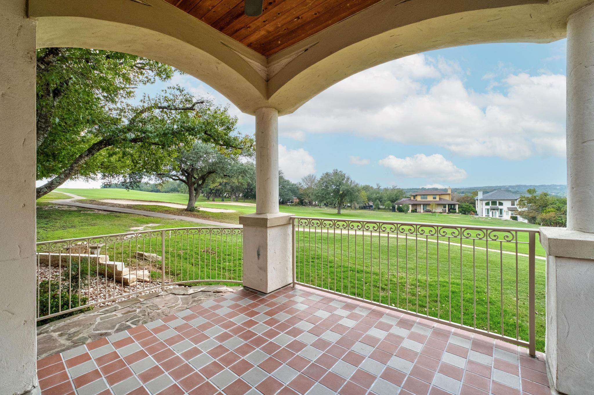 409 Hazeltine Dr, Lakeway, TX 78734