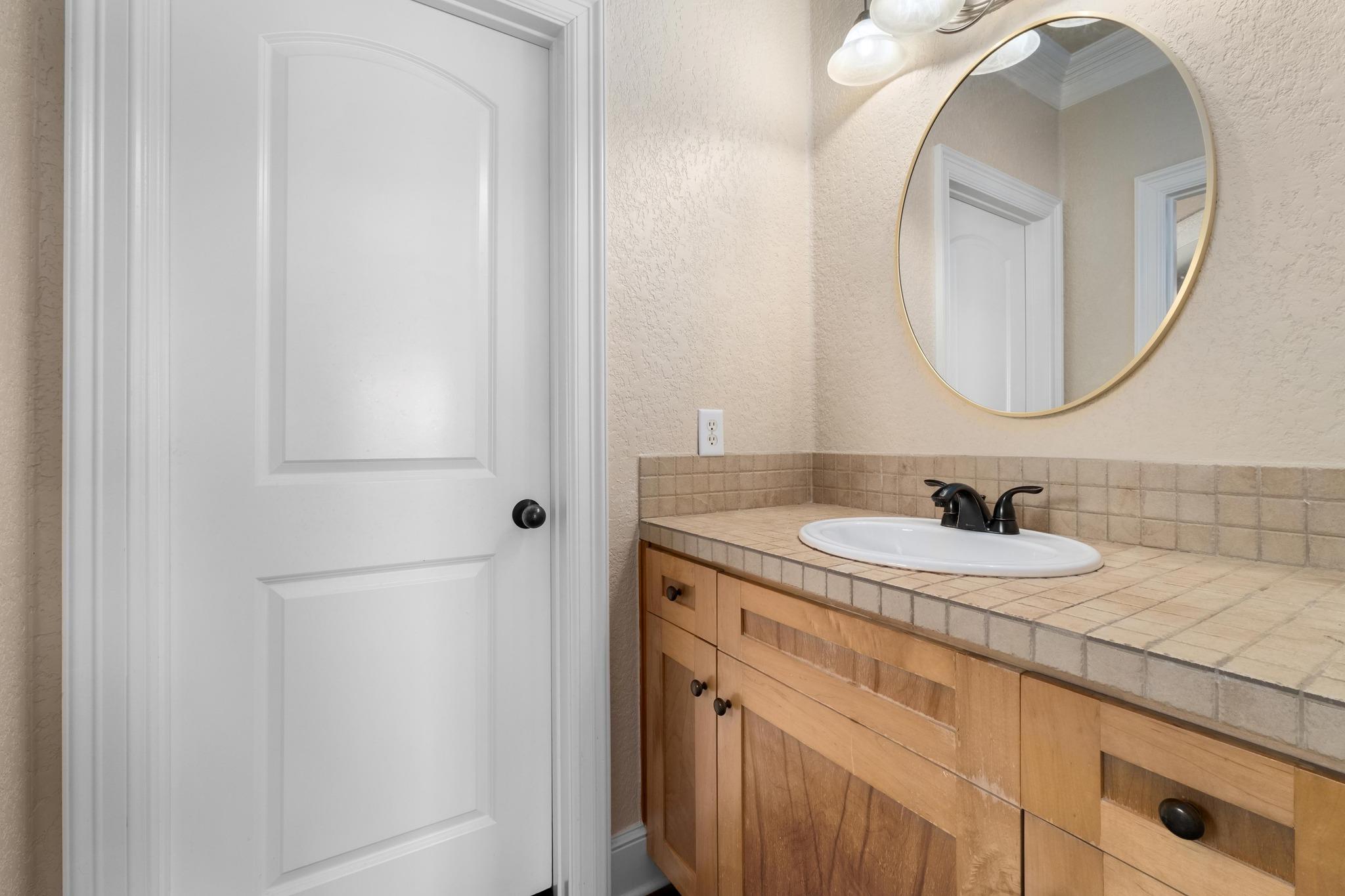 409 Hazeltine Dr, Lakeway, TX 78734