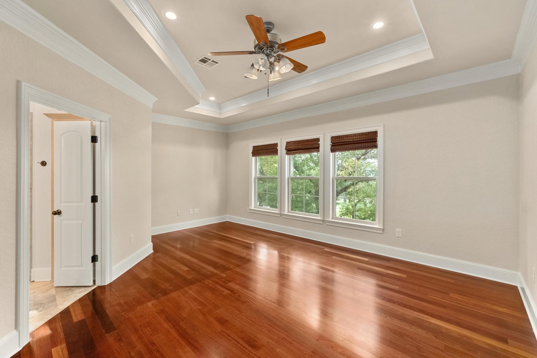 409 Hazeltine Dr, Lakeway, TX 78734