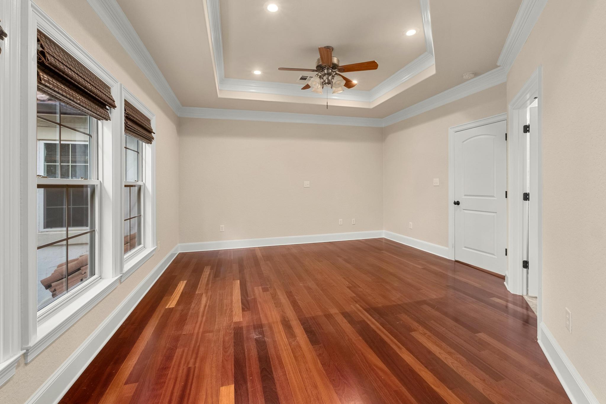 409 Hazeltine Dr, Lakeway, TX 78734