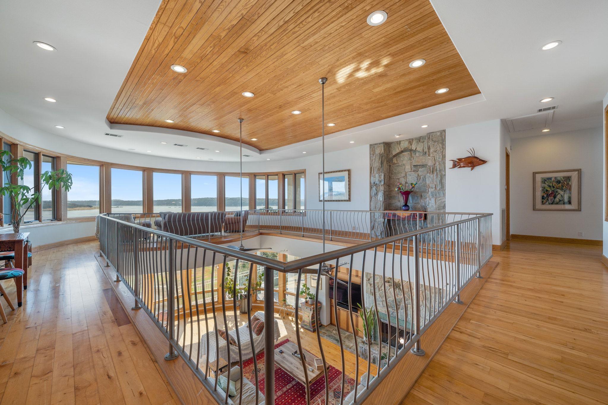 19901 Moon Dance Ln, Spicewood, TX 78669