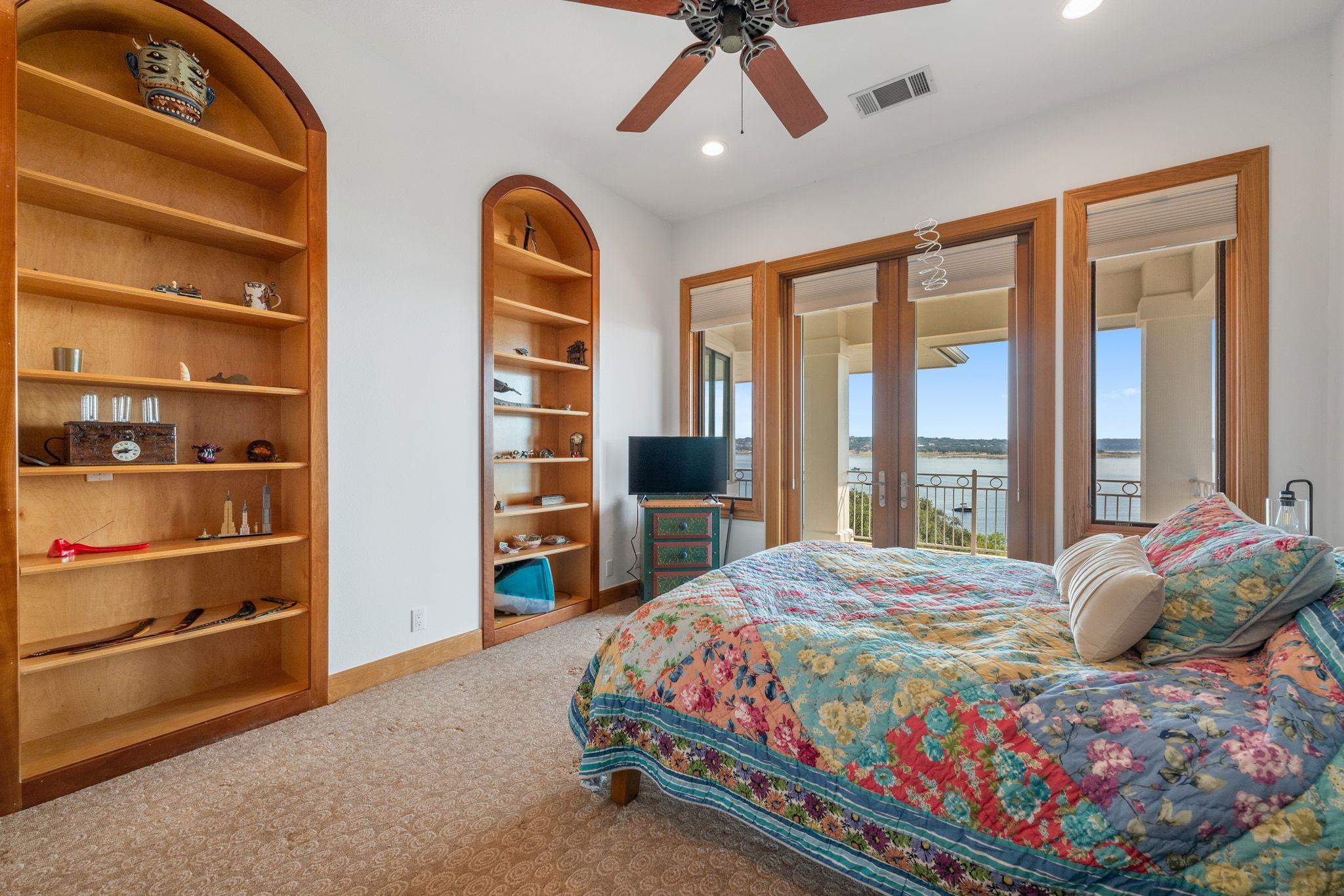 19901 Moon Dance Ln, Spicewood, TX 78669