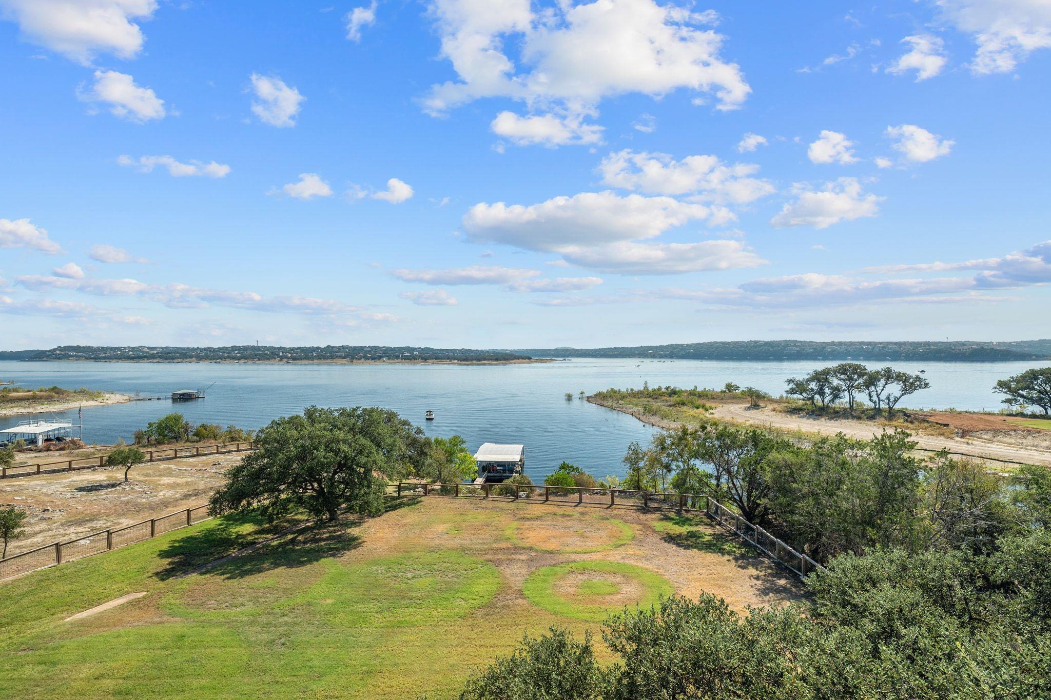 19901 Moon Dance Ln, Spicewood, TX 78669