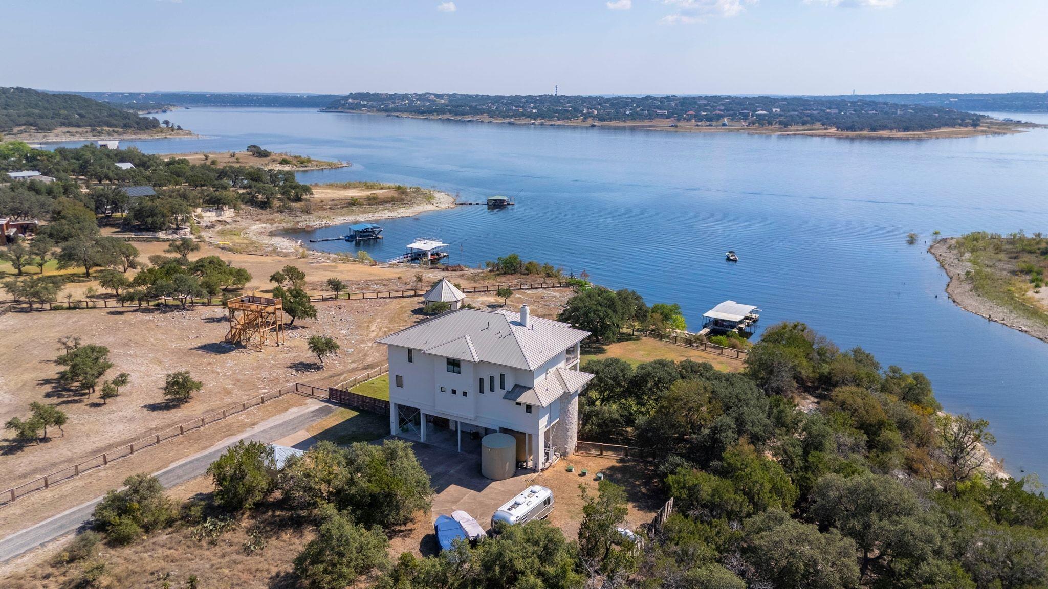 19901 Moon Dance Ln, Spicewood, TX 78669