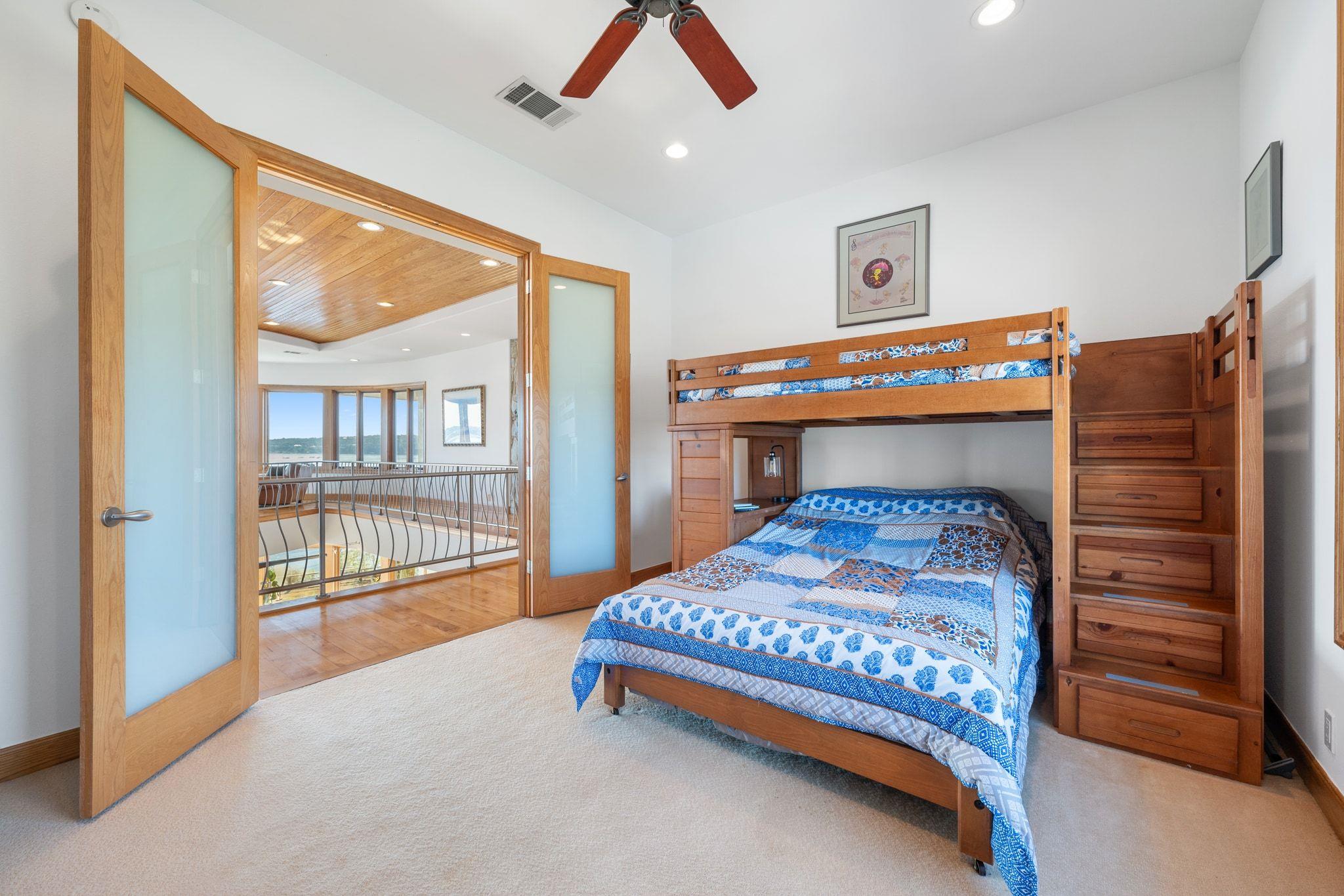 19901 Moon Dance Ln, Spicewood, TX 78669