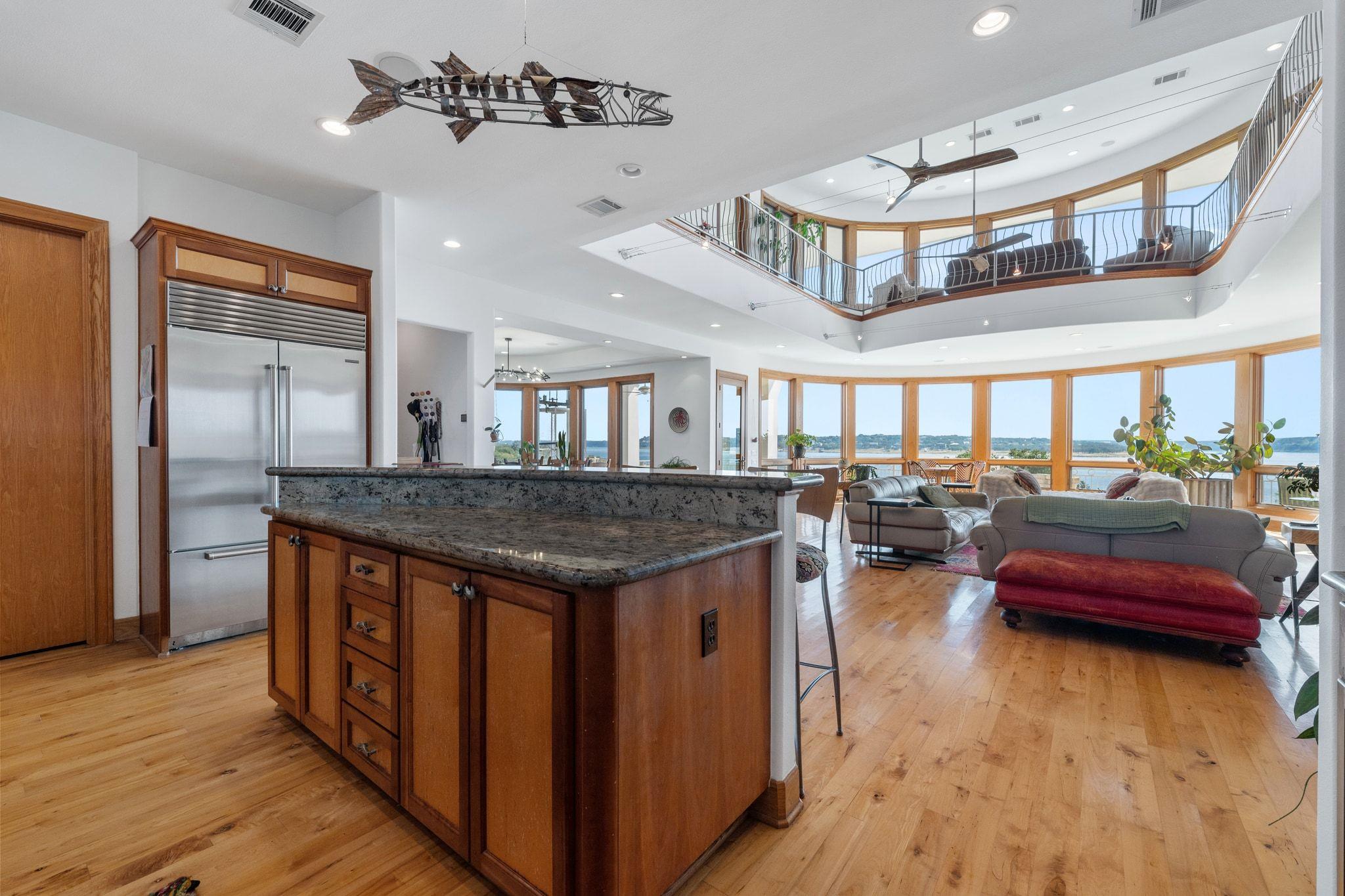 19901 Moon Dance Ln, Spicewood, TX 78669