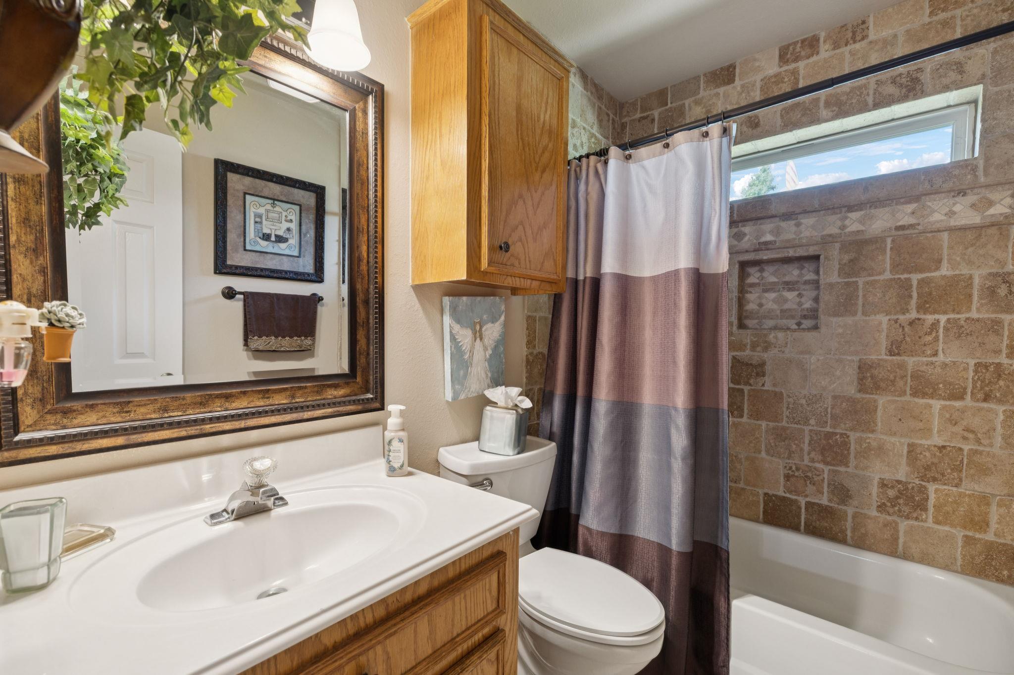 31229 Rochen Rd, Waller, TX 77484