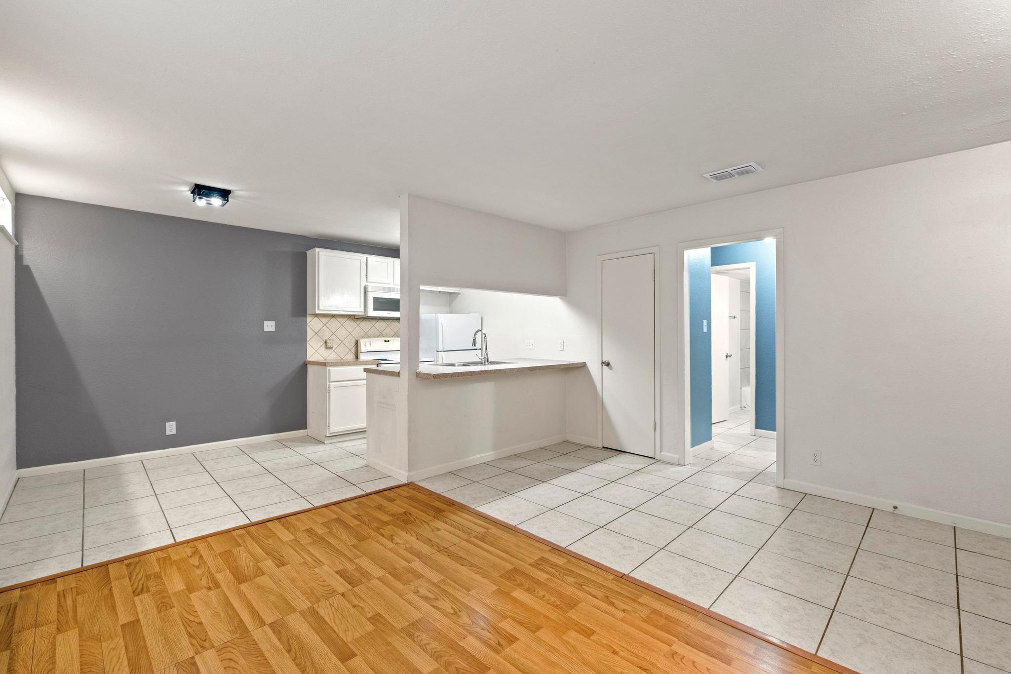 2708 S 1st St # 106, Austin, TX 78704