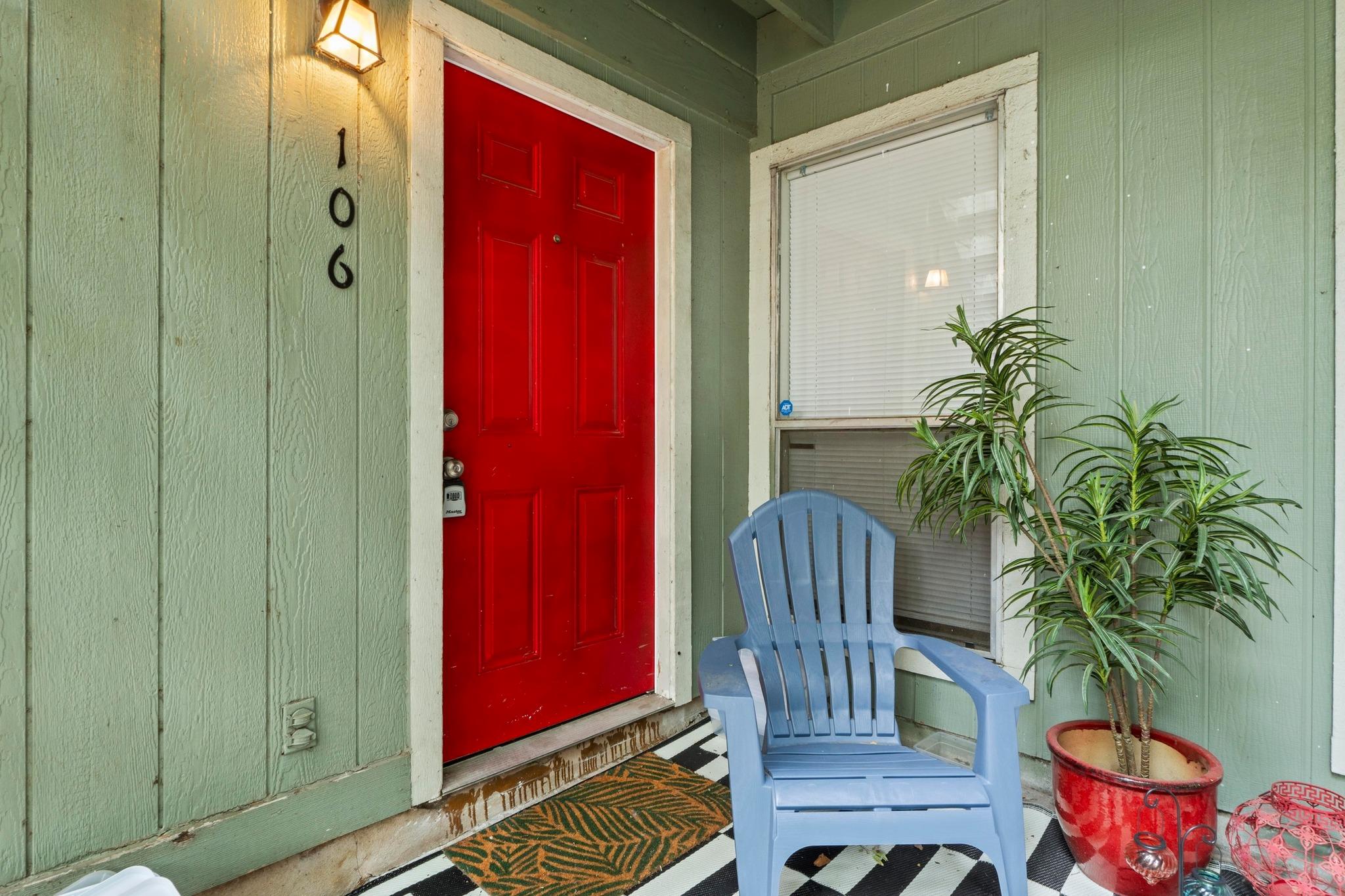 2708 S 1st St # 106, Austin, TX 78704