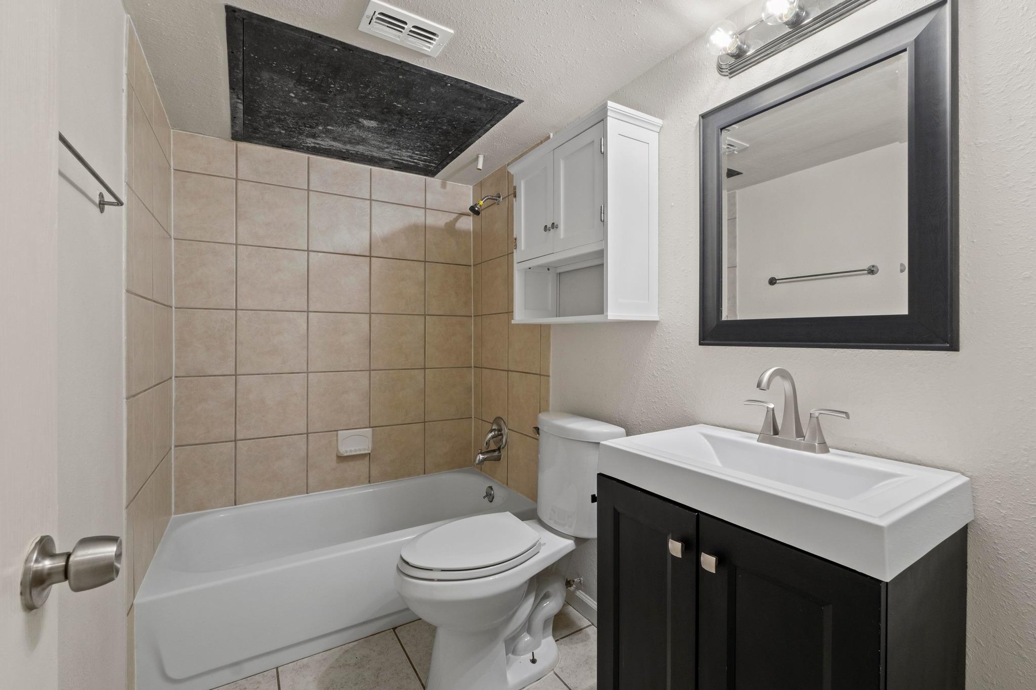 2708 S 1st St # 106, Austin, TX 78704