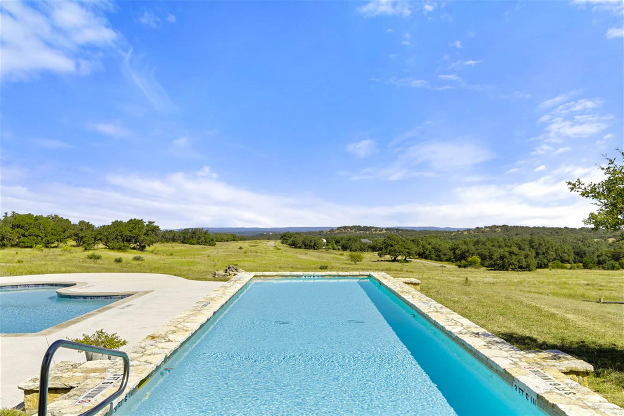 1655 N Walnut Springs Rd, Johnson City, TX 78636