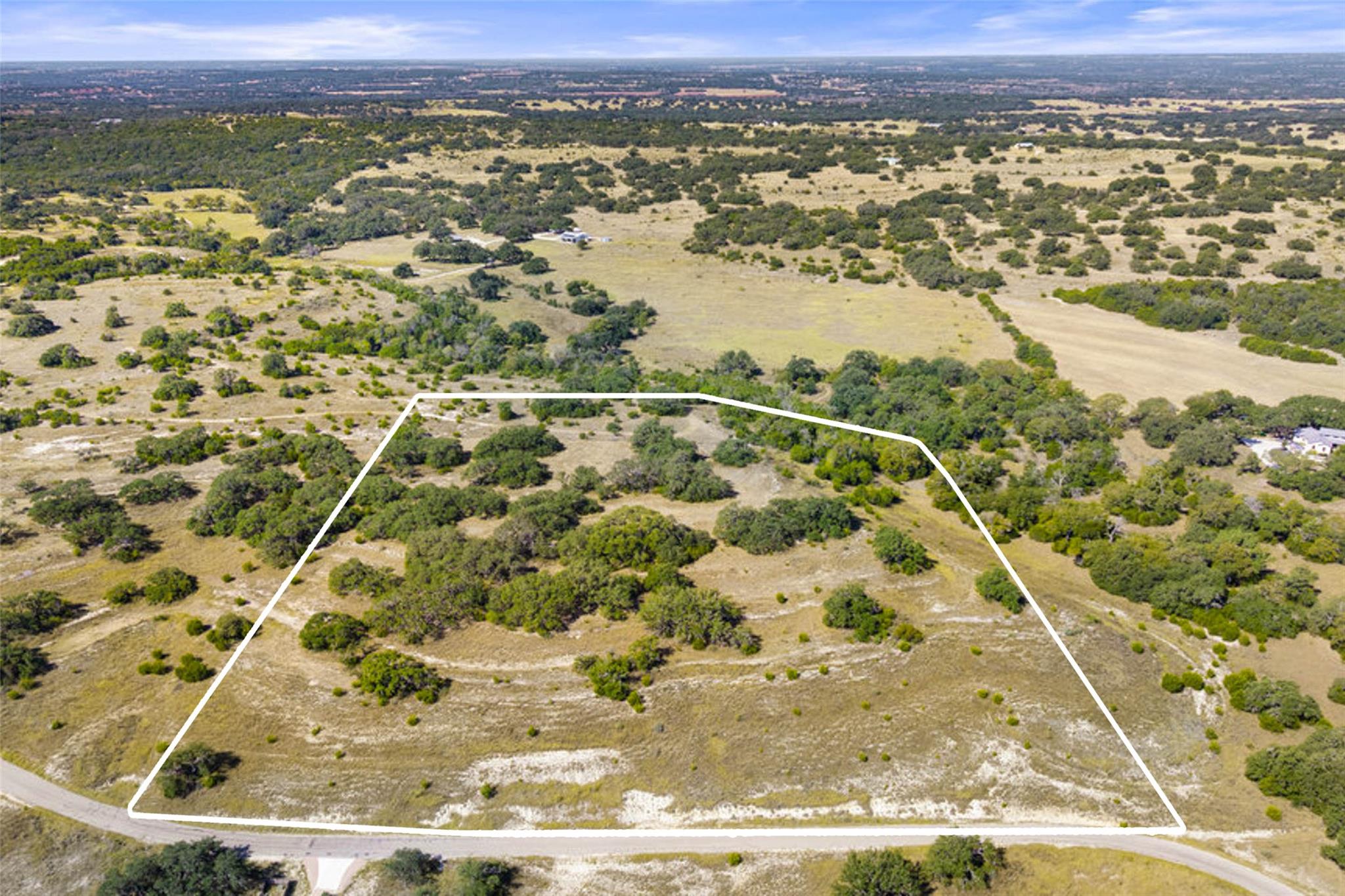 1655 N Walnut Springs Rd, Johnson City, TX 78636