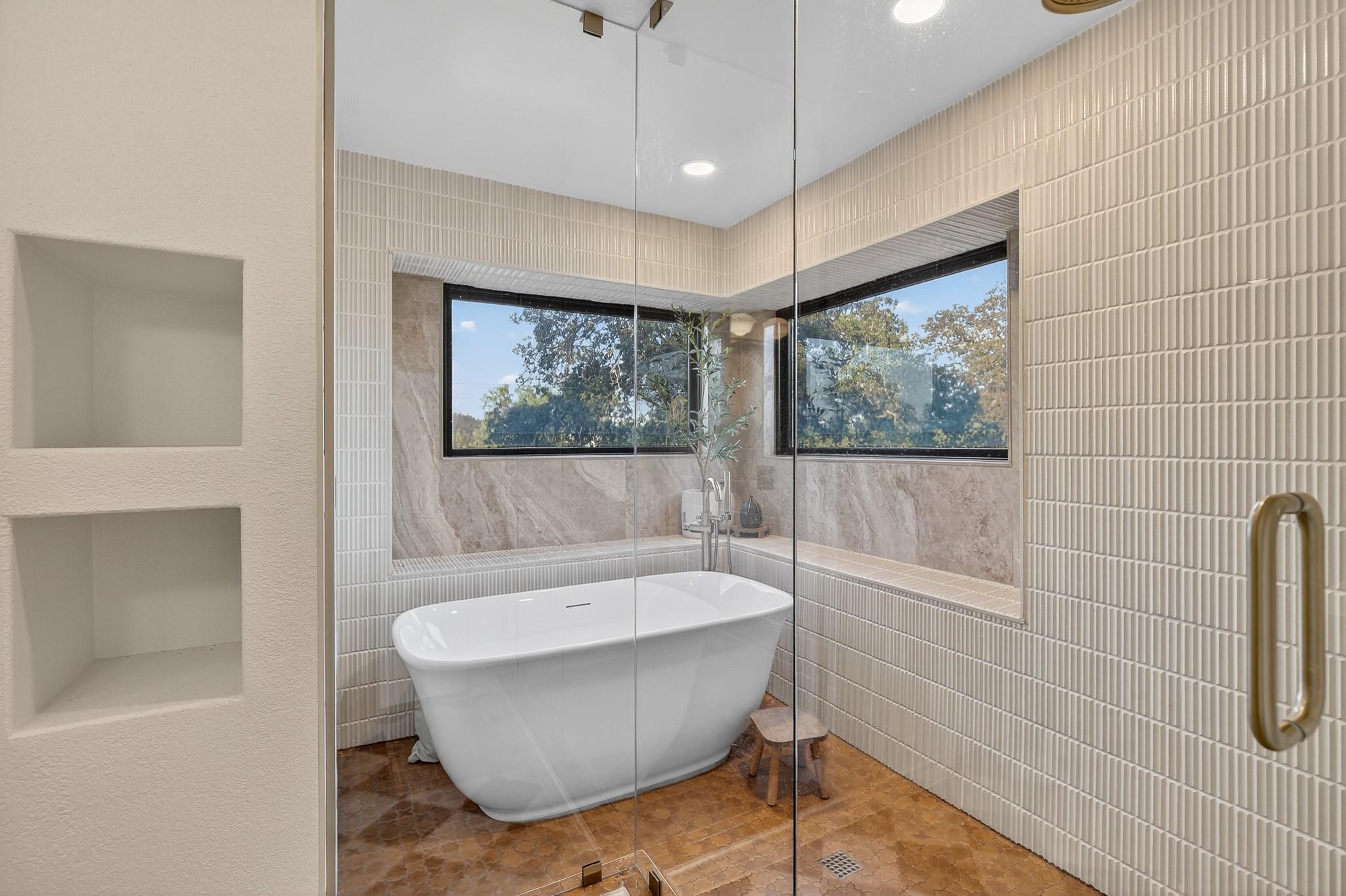 435 Oxbow Trl, Marble Falls, TX 78654