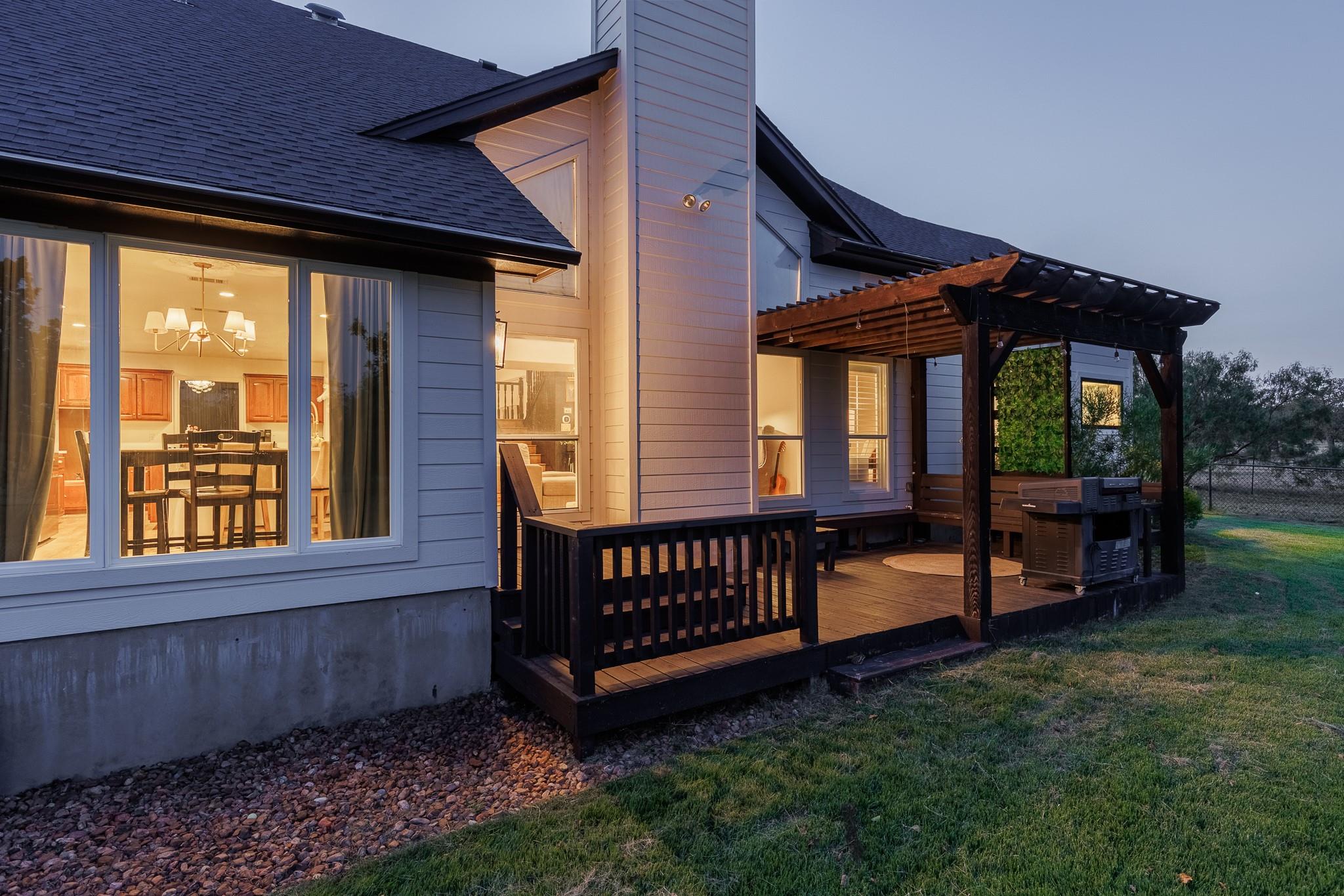 435 Oxbow Trl, Marble Falls, TX 78654