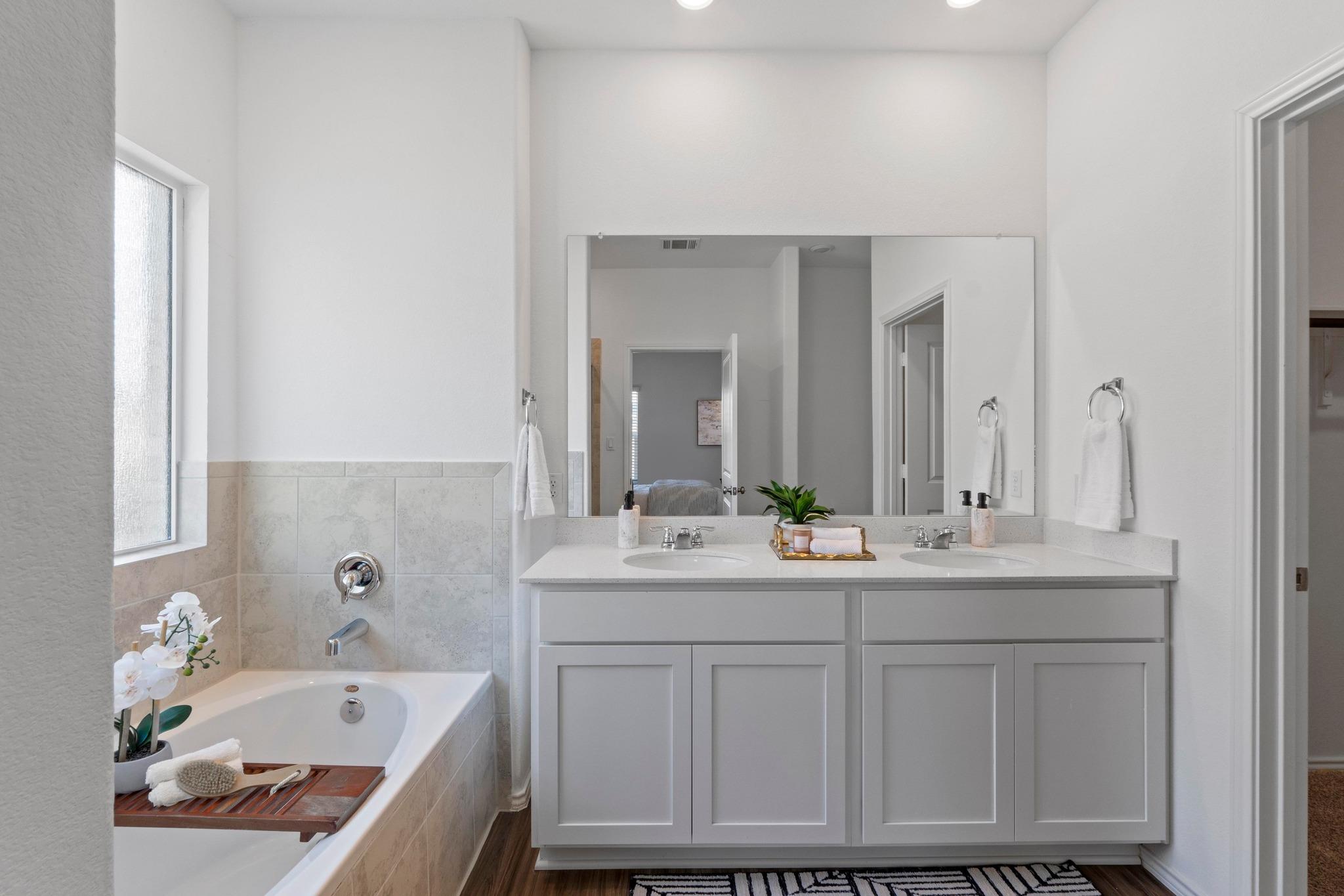 1705 Woolsey Way, Leander, TX 78641