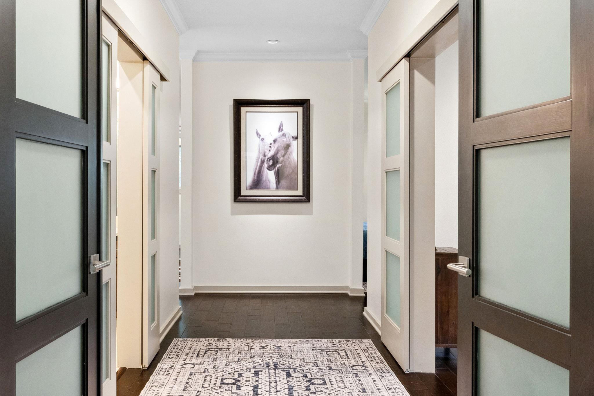 9 Swiftwater Trl, The Hills, TX 78738