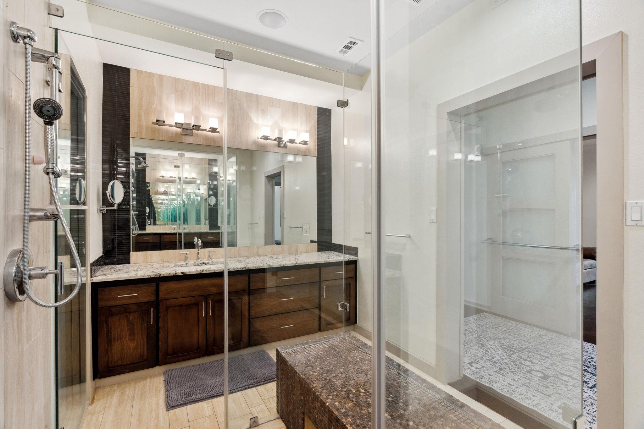 9 Swiftwater Trl, The Hills, TX 78738