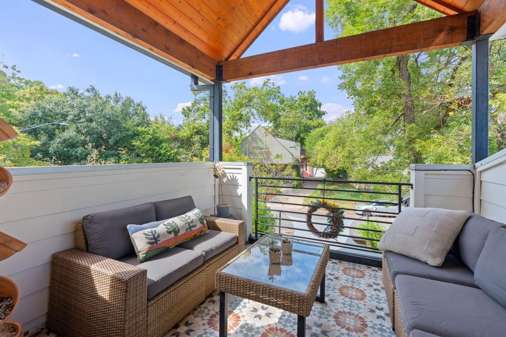 2711 Willow St # A, Austin, TX 78702