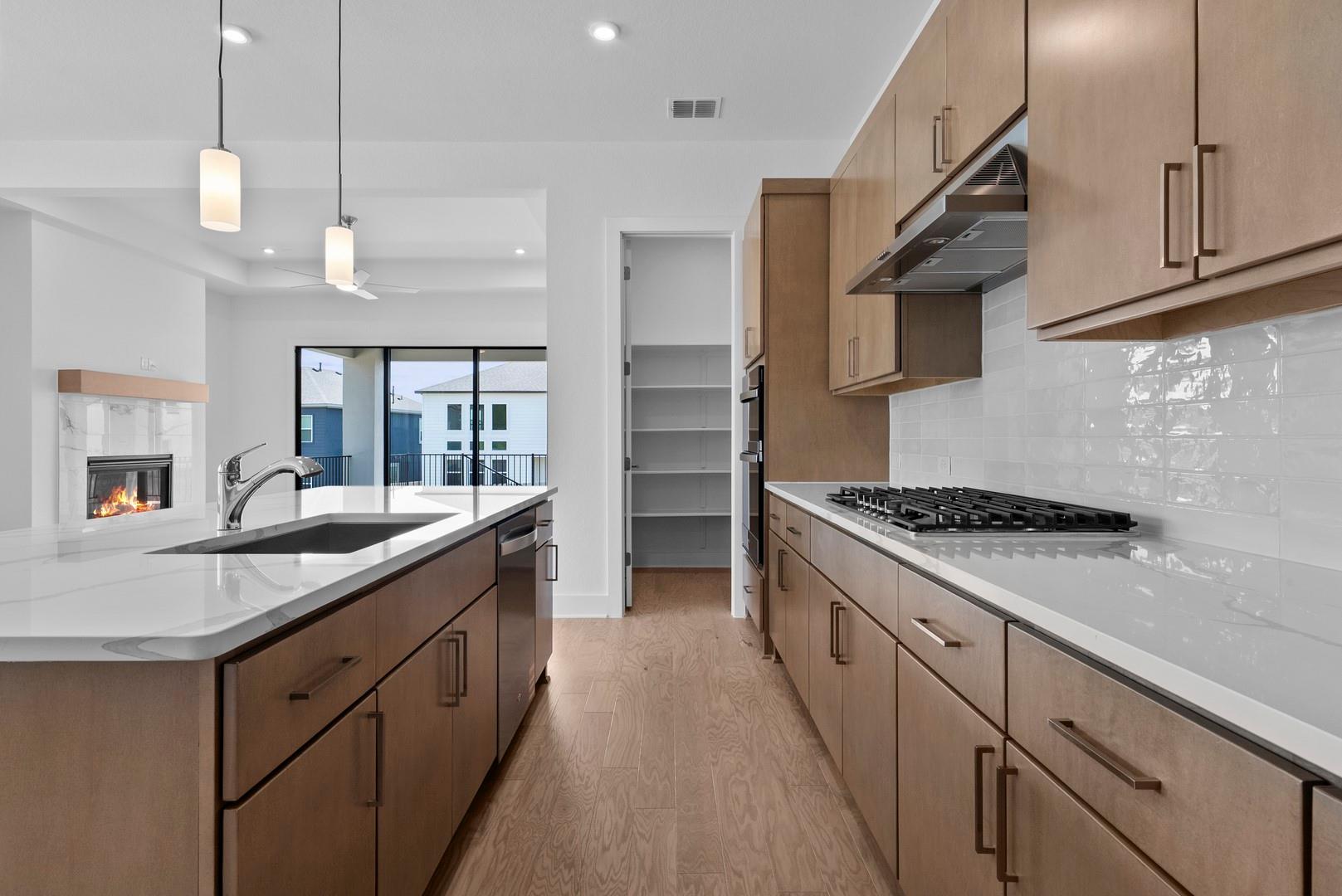 8520 Red Bottle Brush Rd, Lago Vista, TX 78645