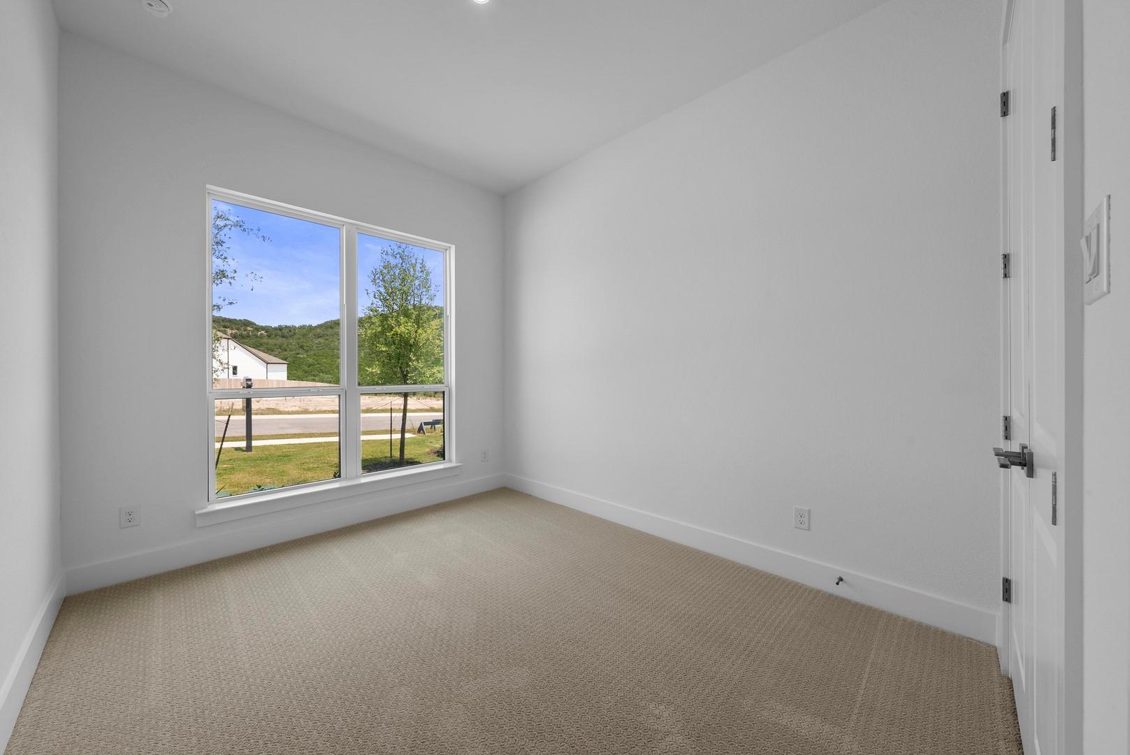 8520 Red Bottle Brush Rd, Lago Vista, TX 78645